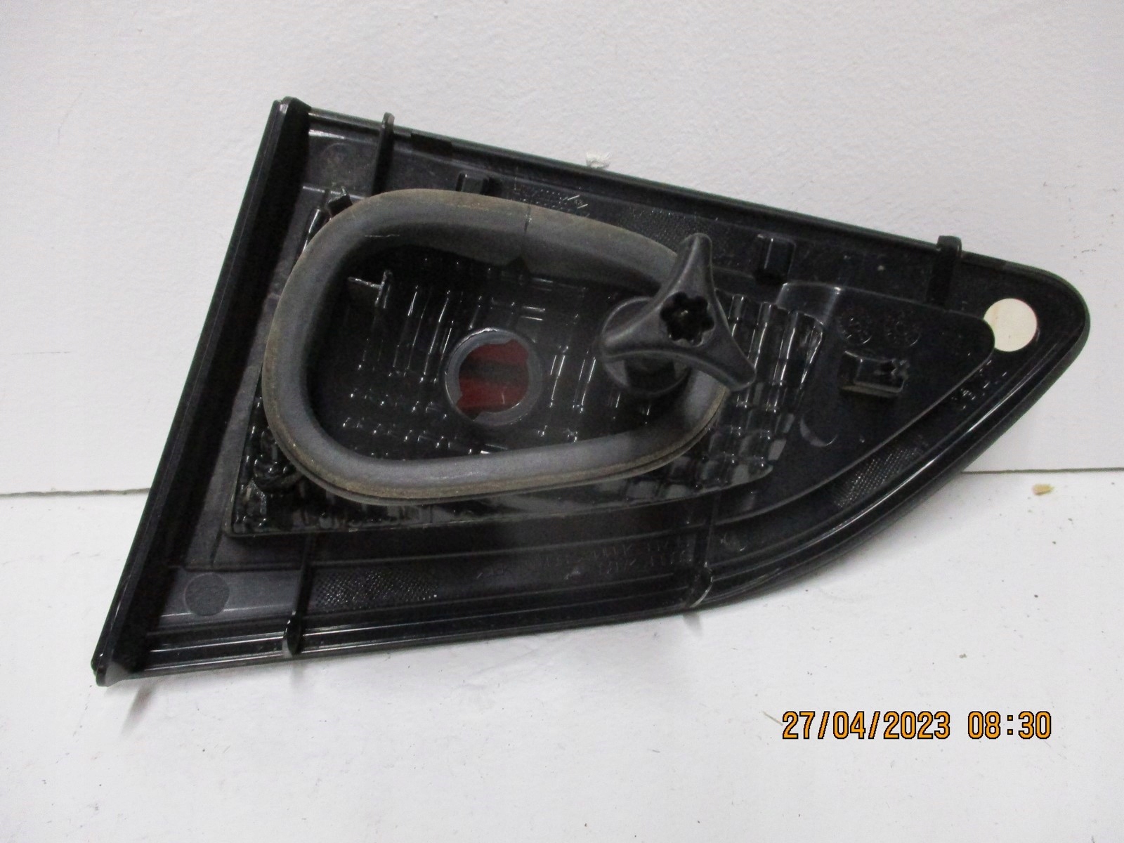 light lights rear. Renault Scenic III CROSS to the bonnet