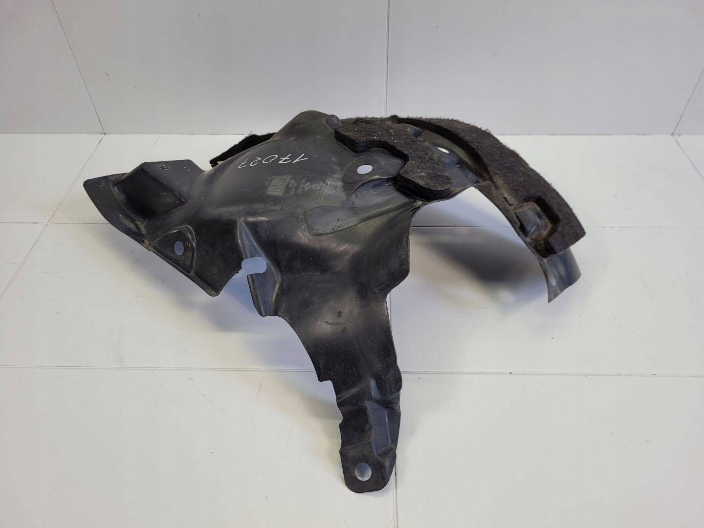 mudguard front left side Renault Clio 4 facelift 2019 638438441R