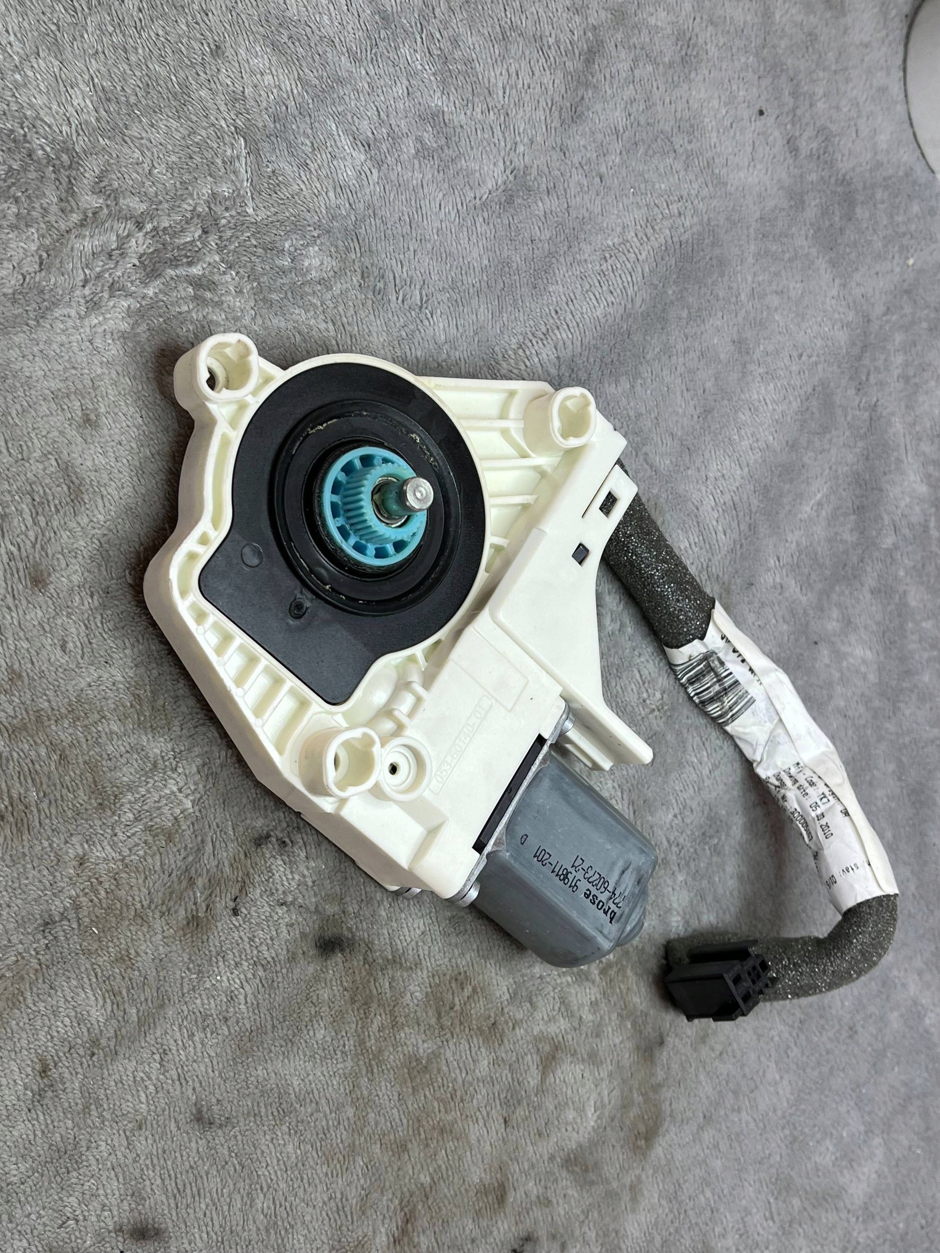 mini motor windows right rear part AUDI A4 B8 8K0959812 europa !J