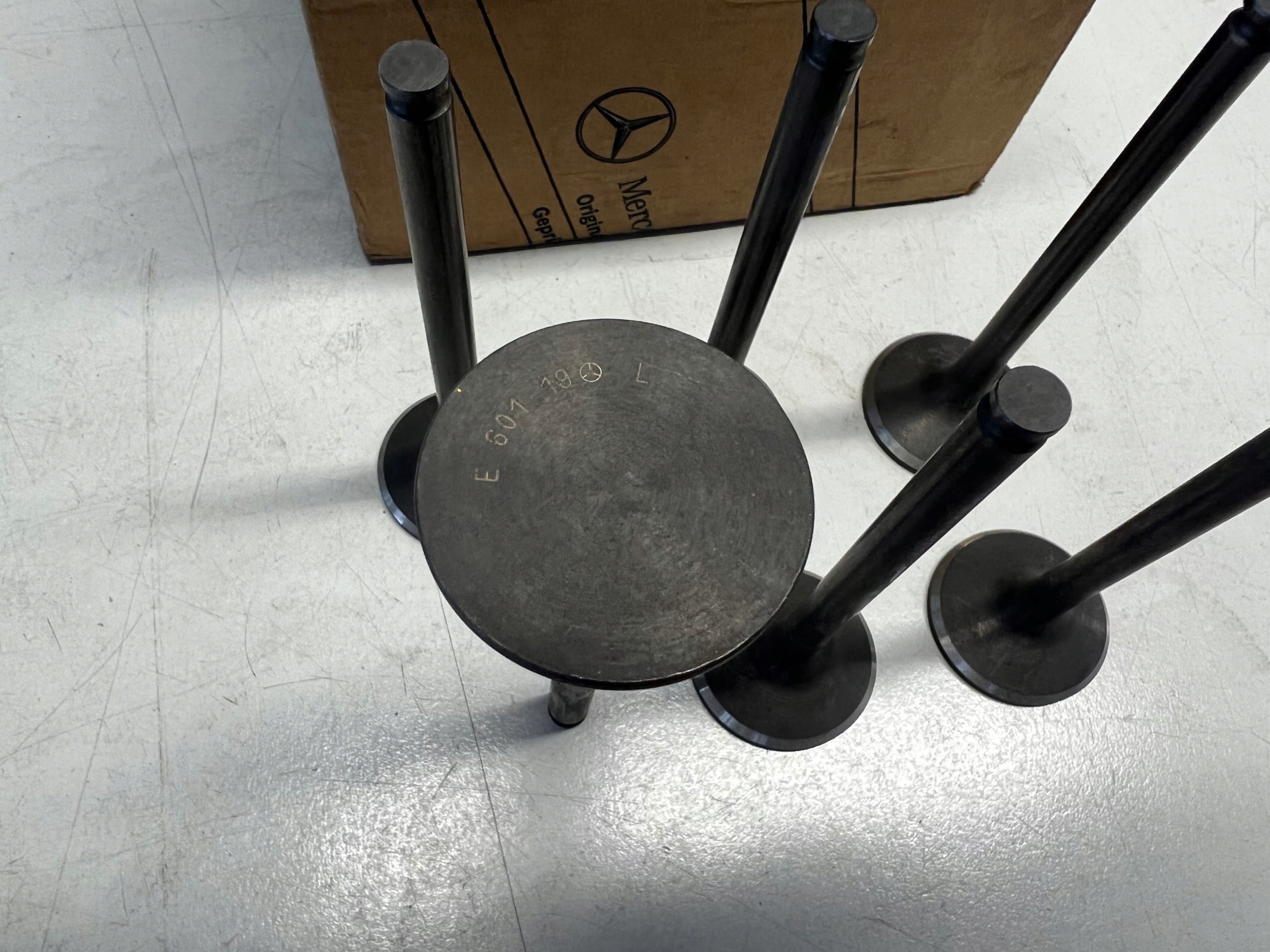 6010531901 - MERCEDES OM601 602 603 TURBO ВСАСЫВАЮЩИЙ КЛАПАН ORIG