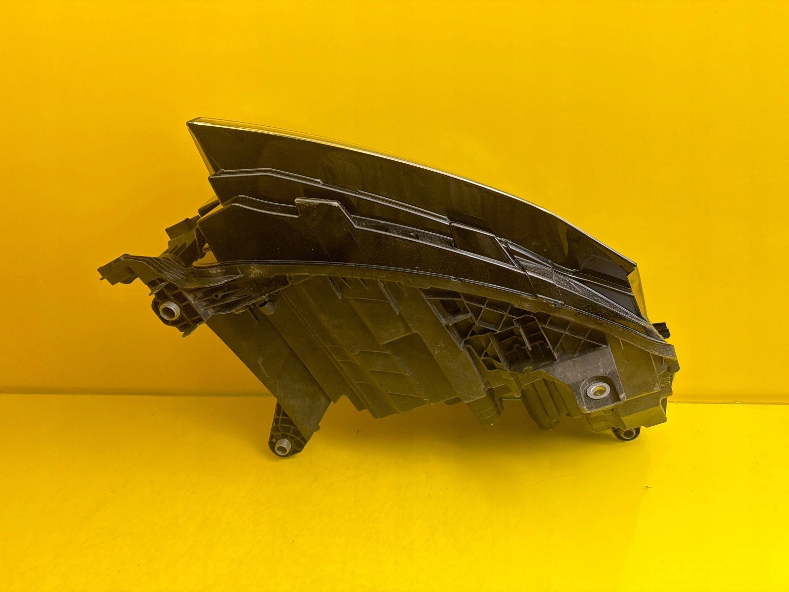 light left front Skoda Enyaq Full Led 5LB941015F