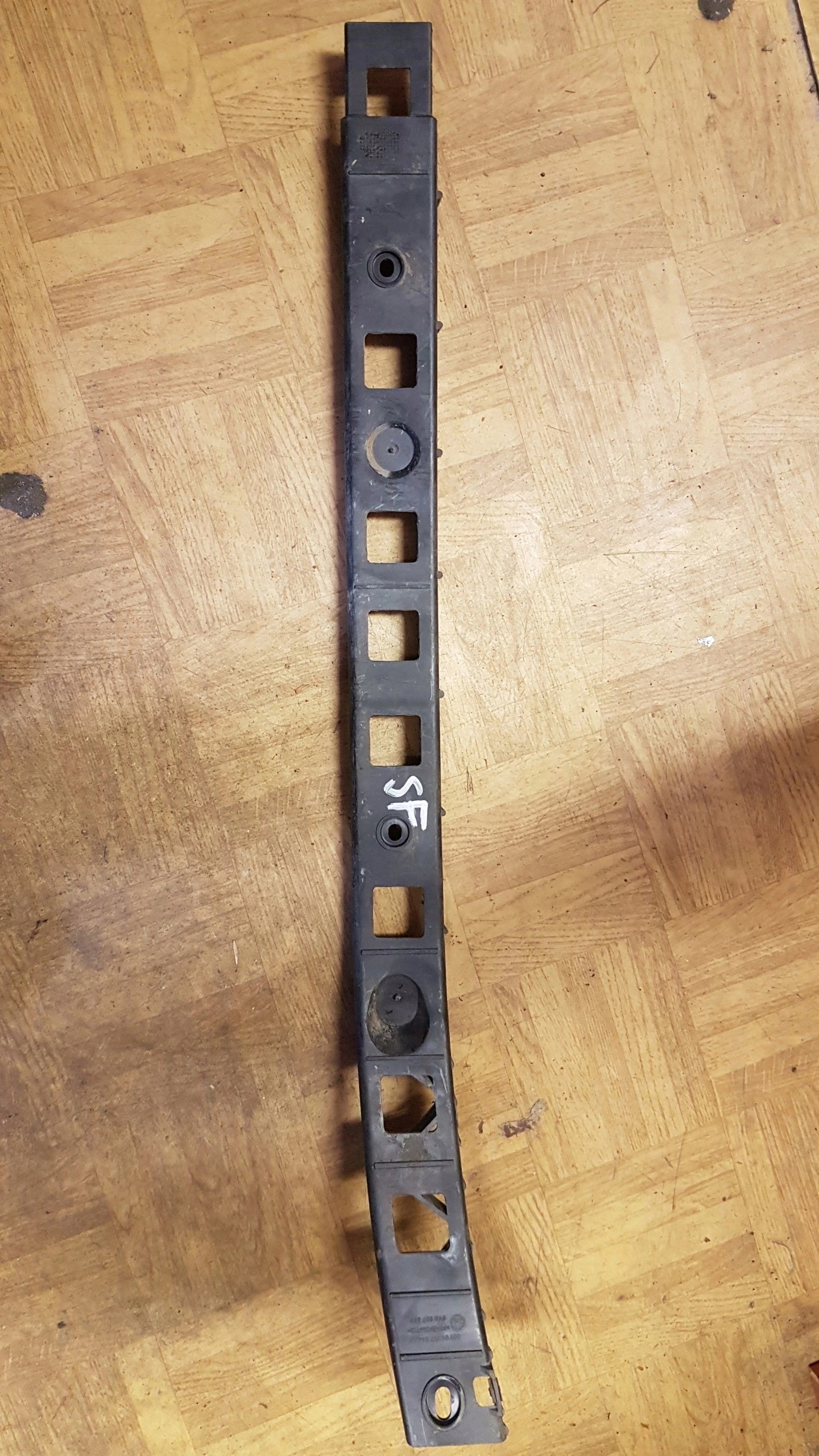 SKODA FABIA bumper bracket left rear part 6Y6807863