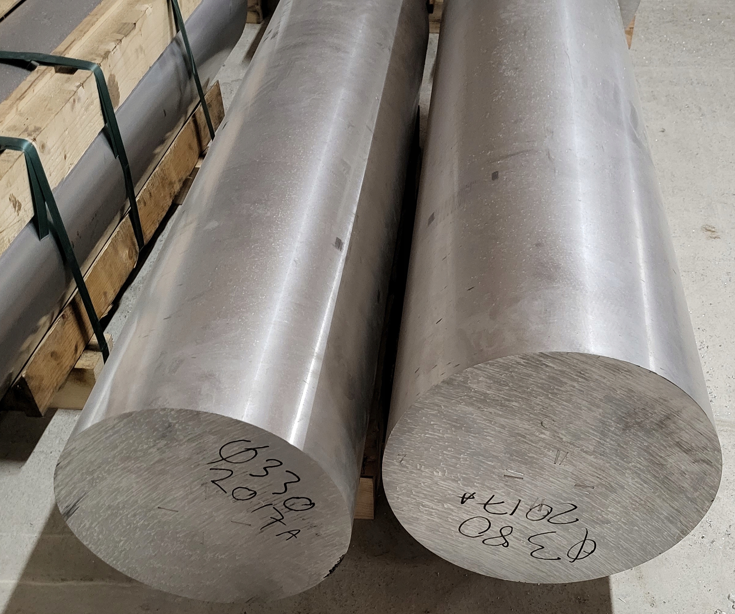 Hliníková tyč fi 350 6082 Guss PA4 Délka 20 mm