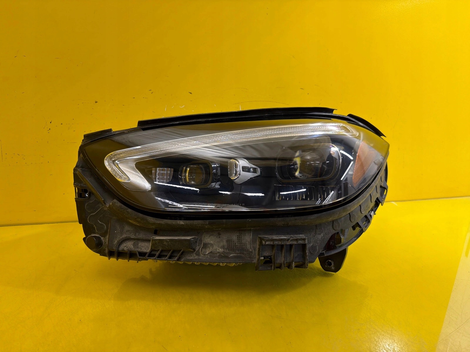 light left Mercedes C-class W206 Digital Light A2069068302 USA