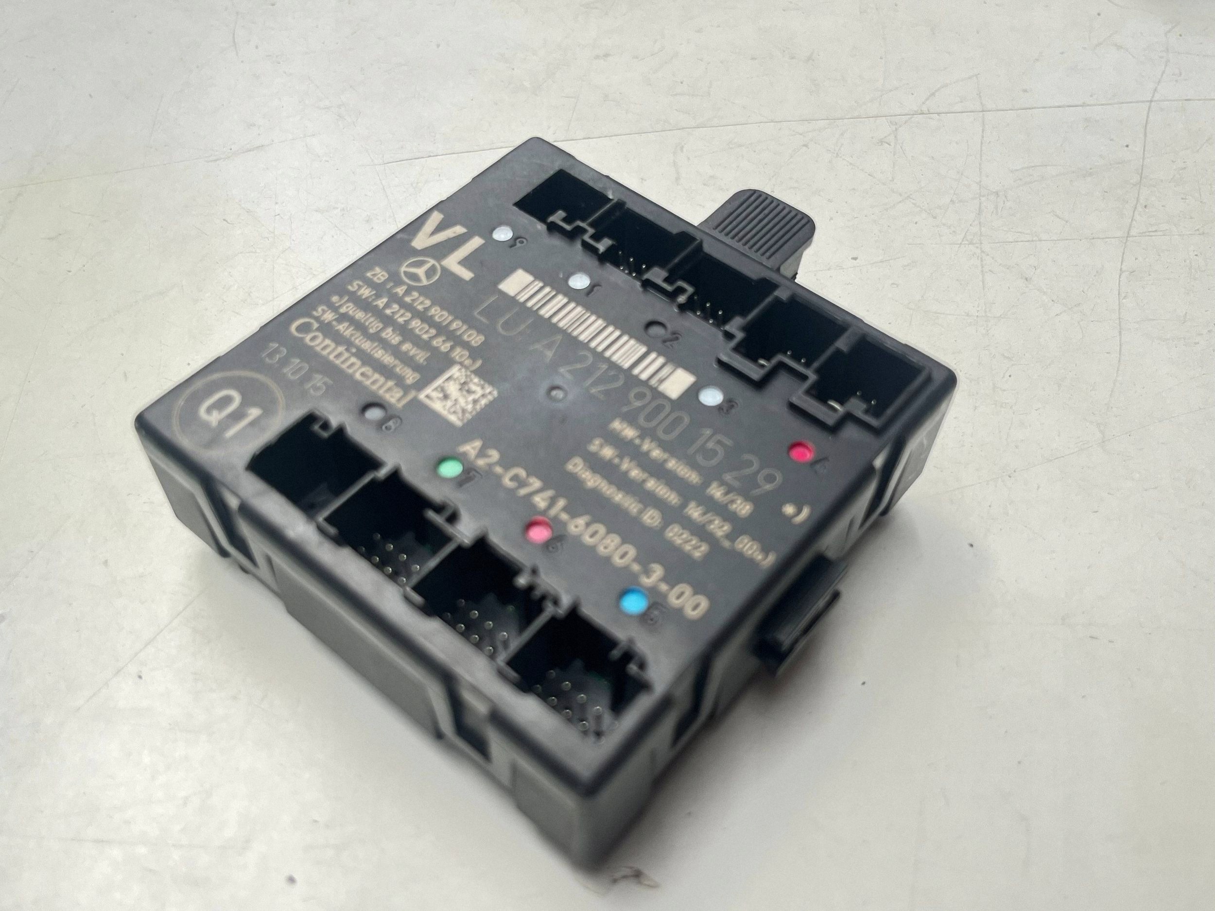 module door front left MERCEDES-BENZ E A207 A2129001529
