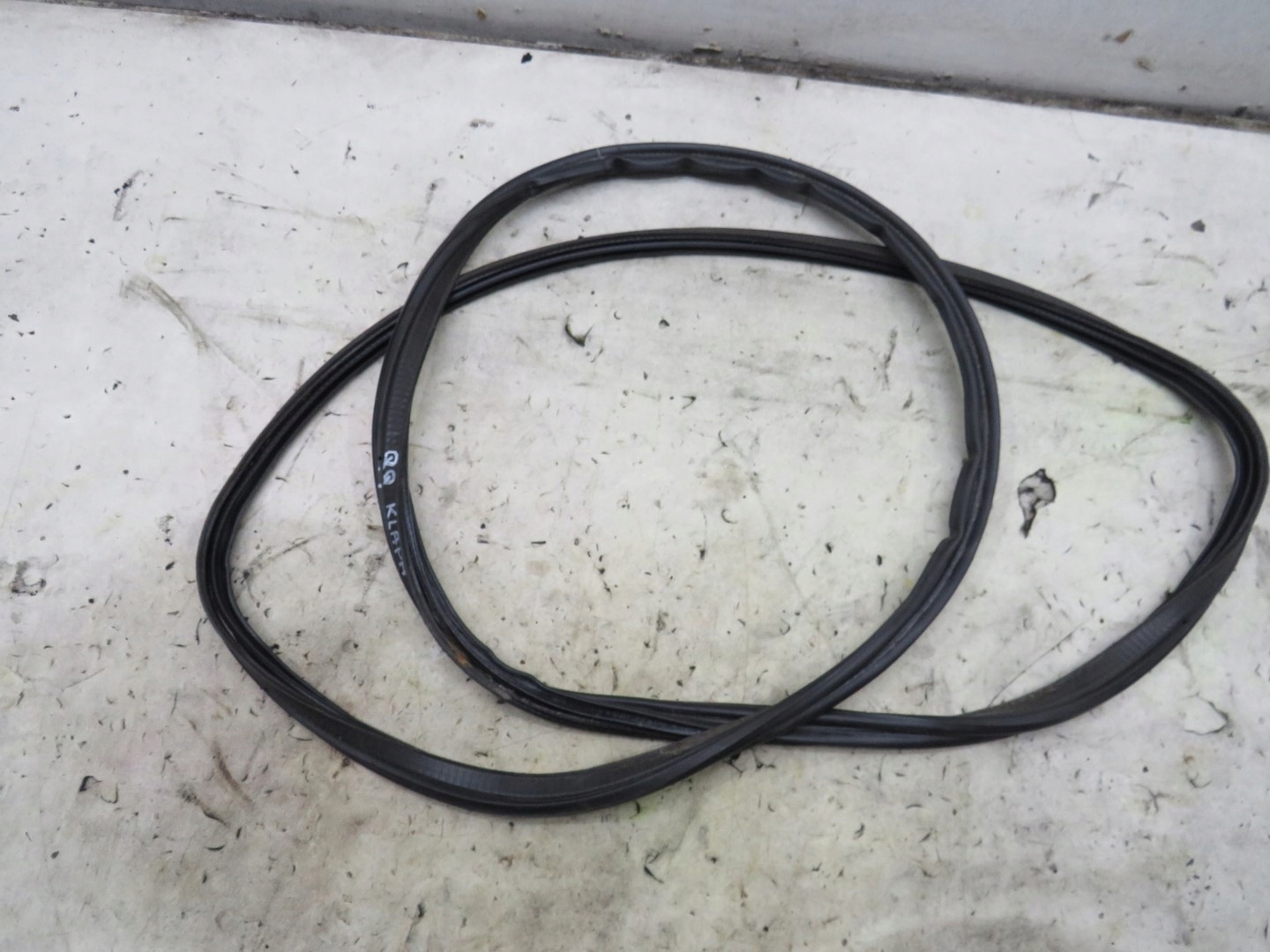 USZCZELKA KLAPY TYŁ QASHQAI J10