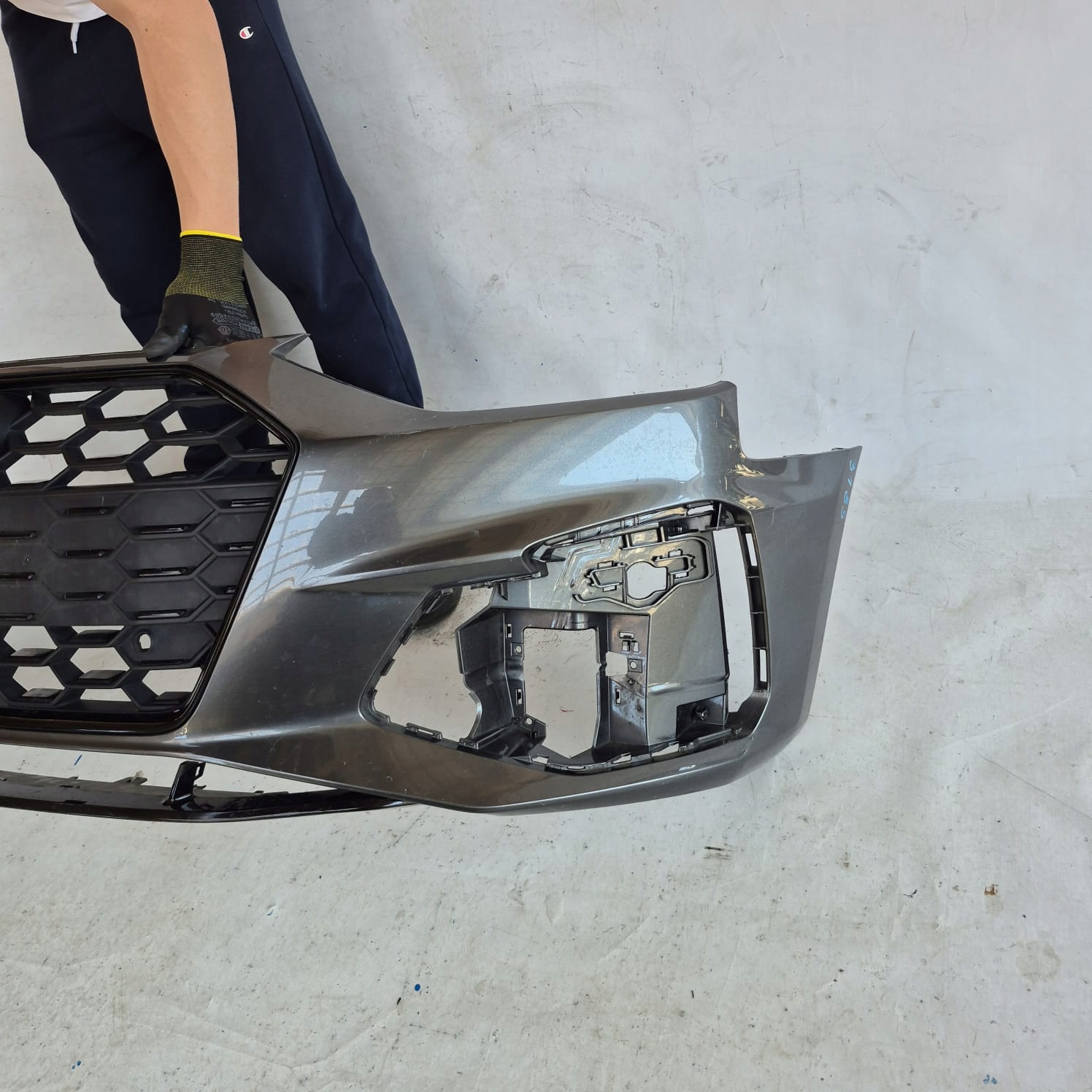 AUDI A4 S4 B9 8W 8W0 LIFT S-LINE 20- bumper front front grill