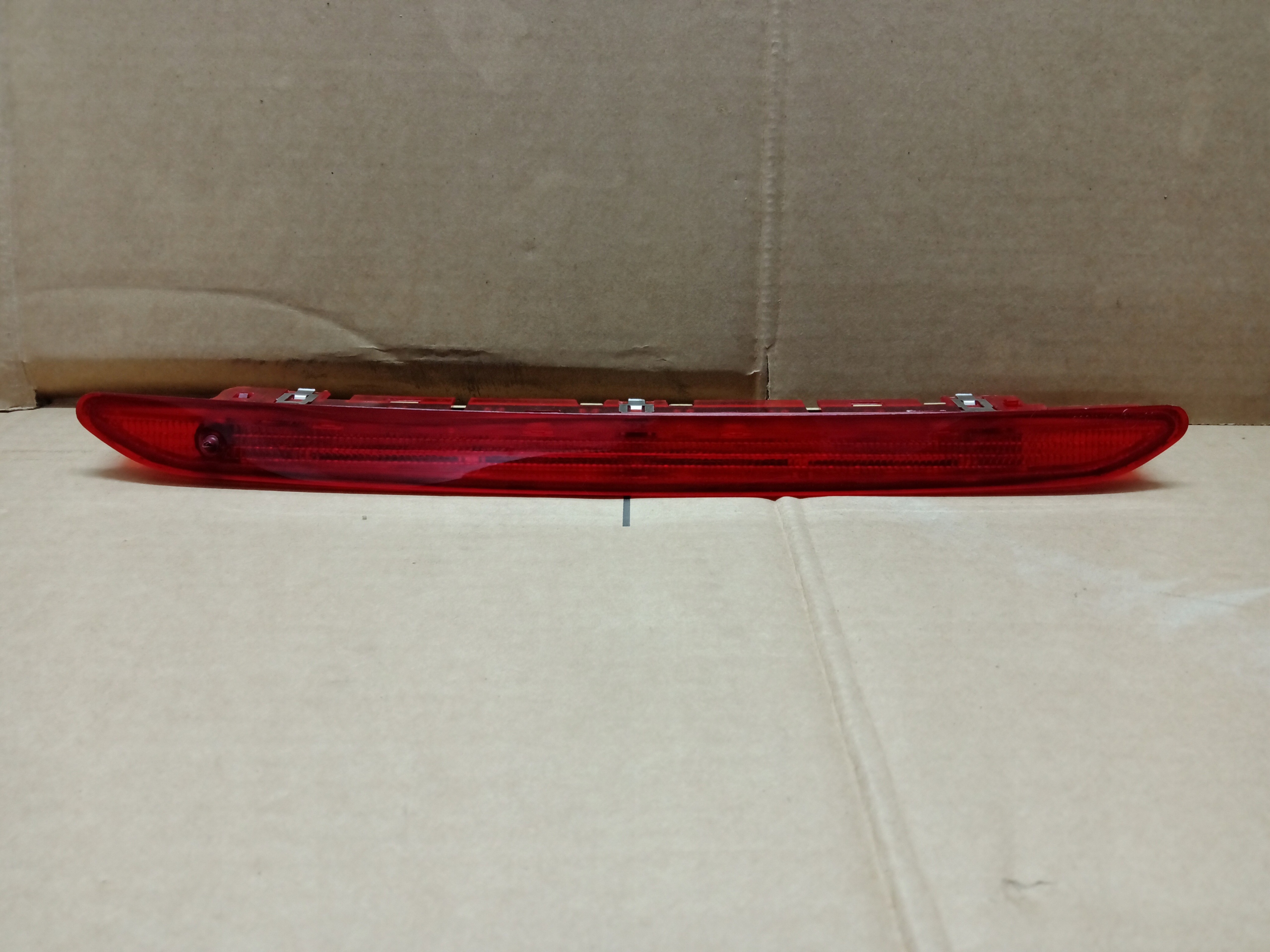 Третий стоп-сигнал Seat Leon 5f0945097d