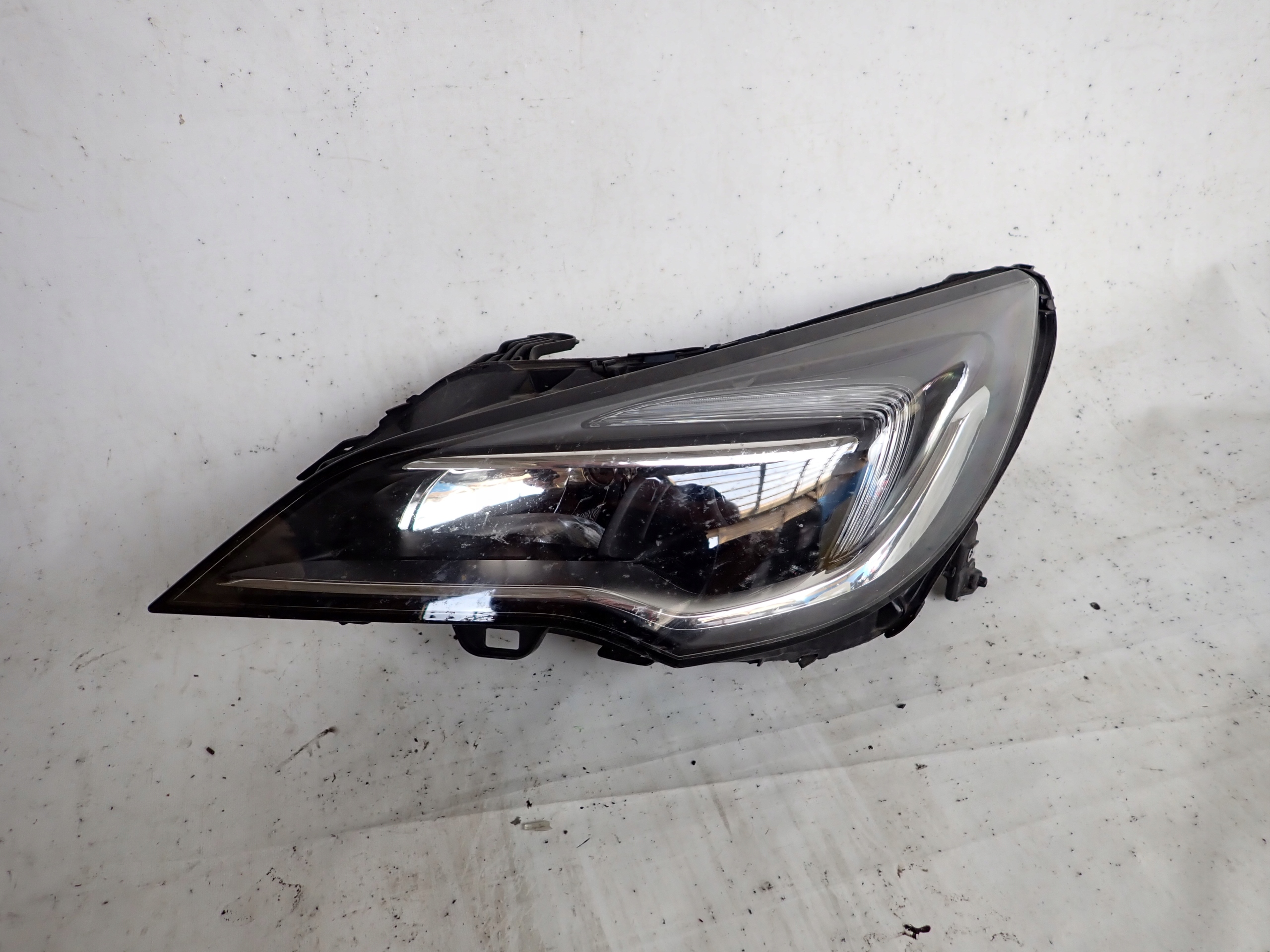 OPEL ASTRA V 5 K 15- light front LED left 7960300005