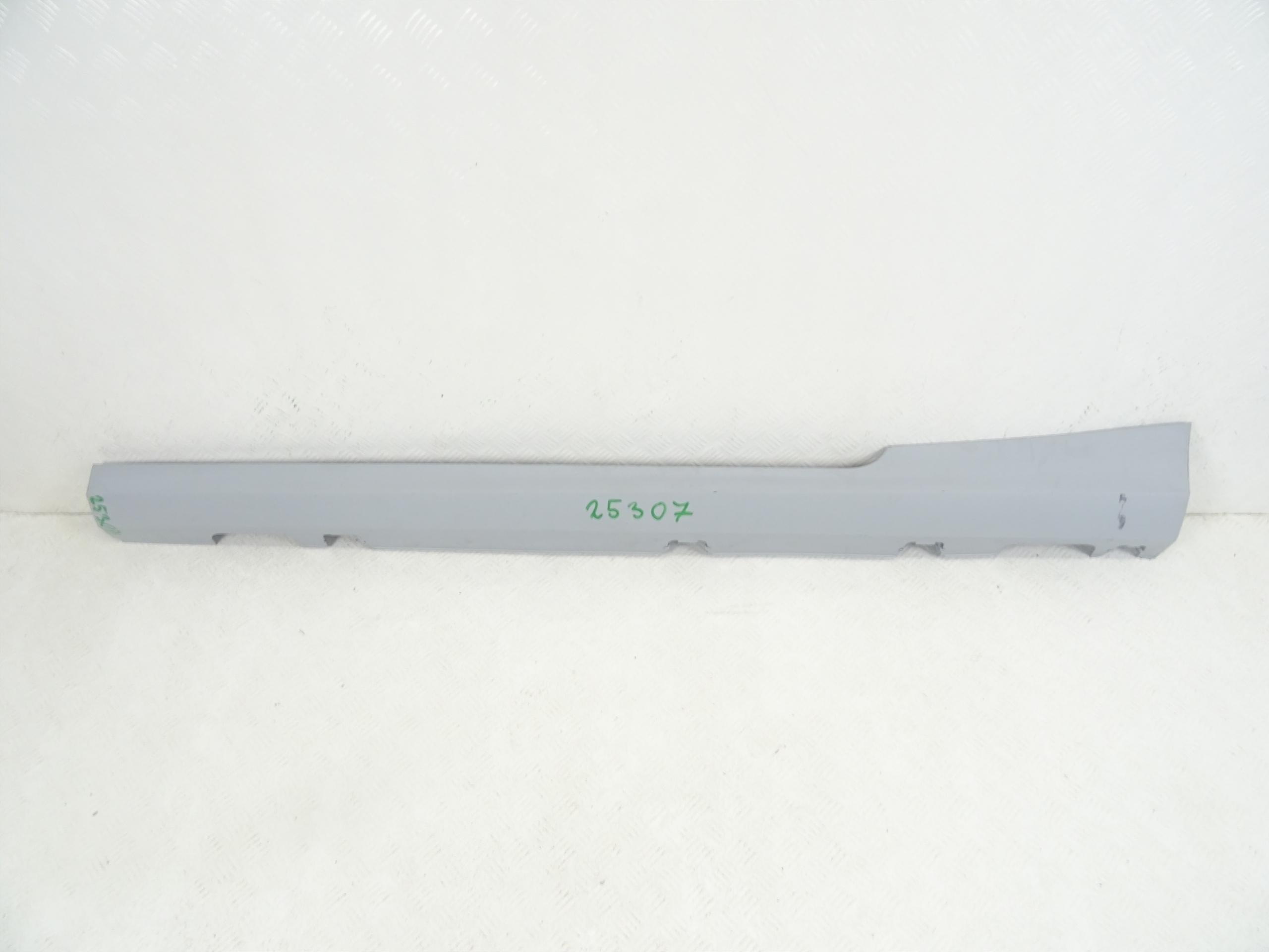 Ford Fiesta MK8 ST RS moulding threshold left