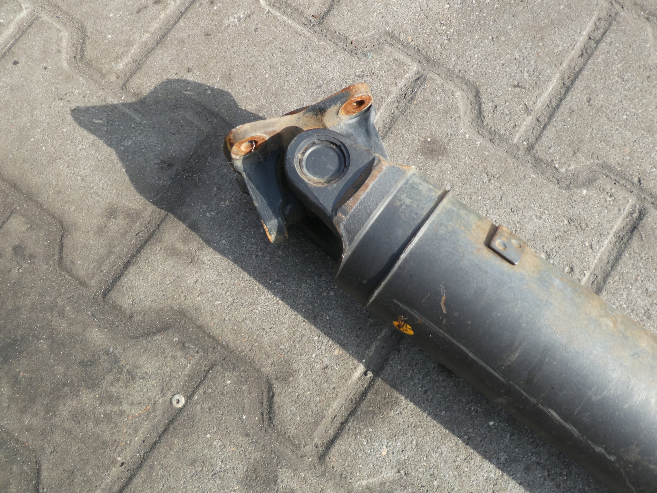 cardan KARDAN VW AMAROK 2H0521102L