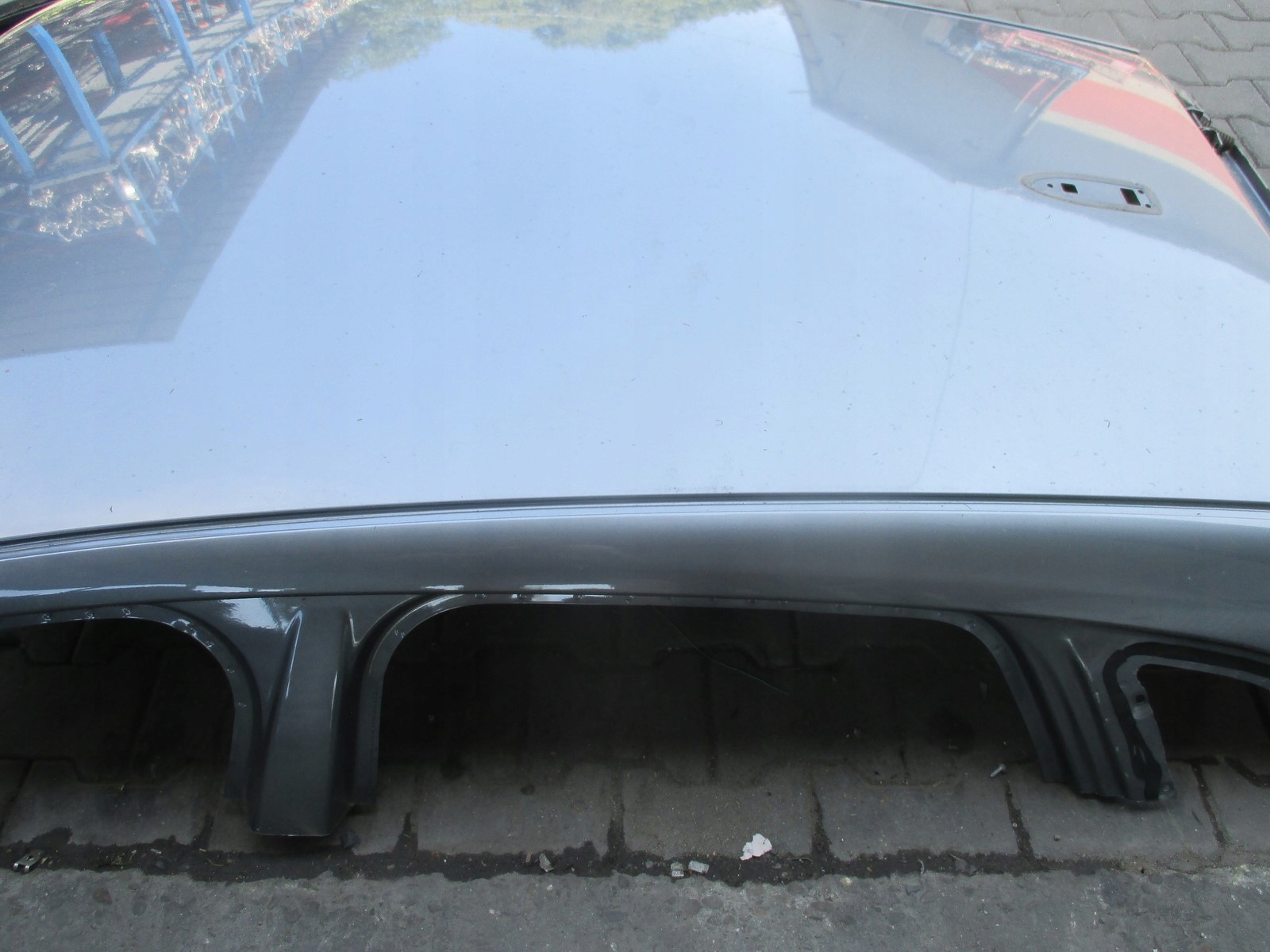 dach VOLVO V40
