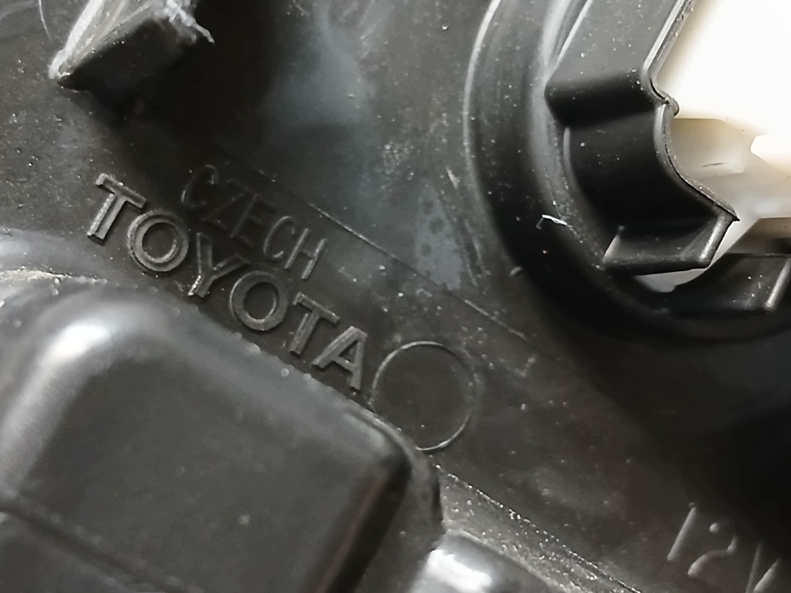light front right TOYOTA YARIS IV 4 FULL LED