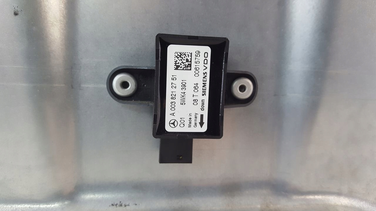 window regulator right front Mercedes W251 3,0 CDI