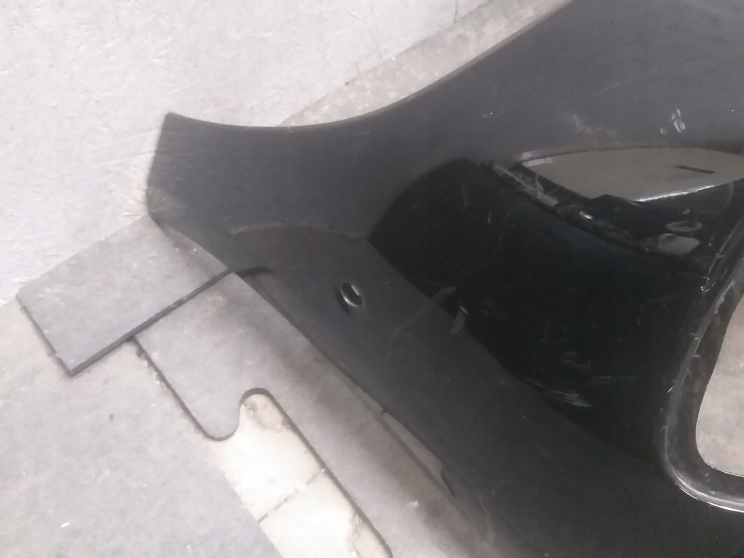 nárazník předek MERCEDES C KLASA W206
