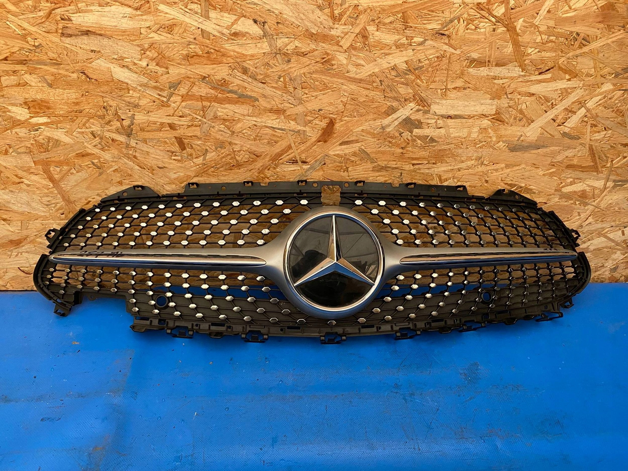 Mercedes-Benz CLS W218 Kühlergrill FRONTGRILL Kühlergitter A2578851200 - Thumbnail 1