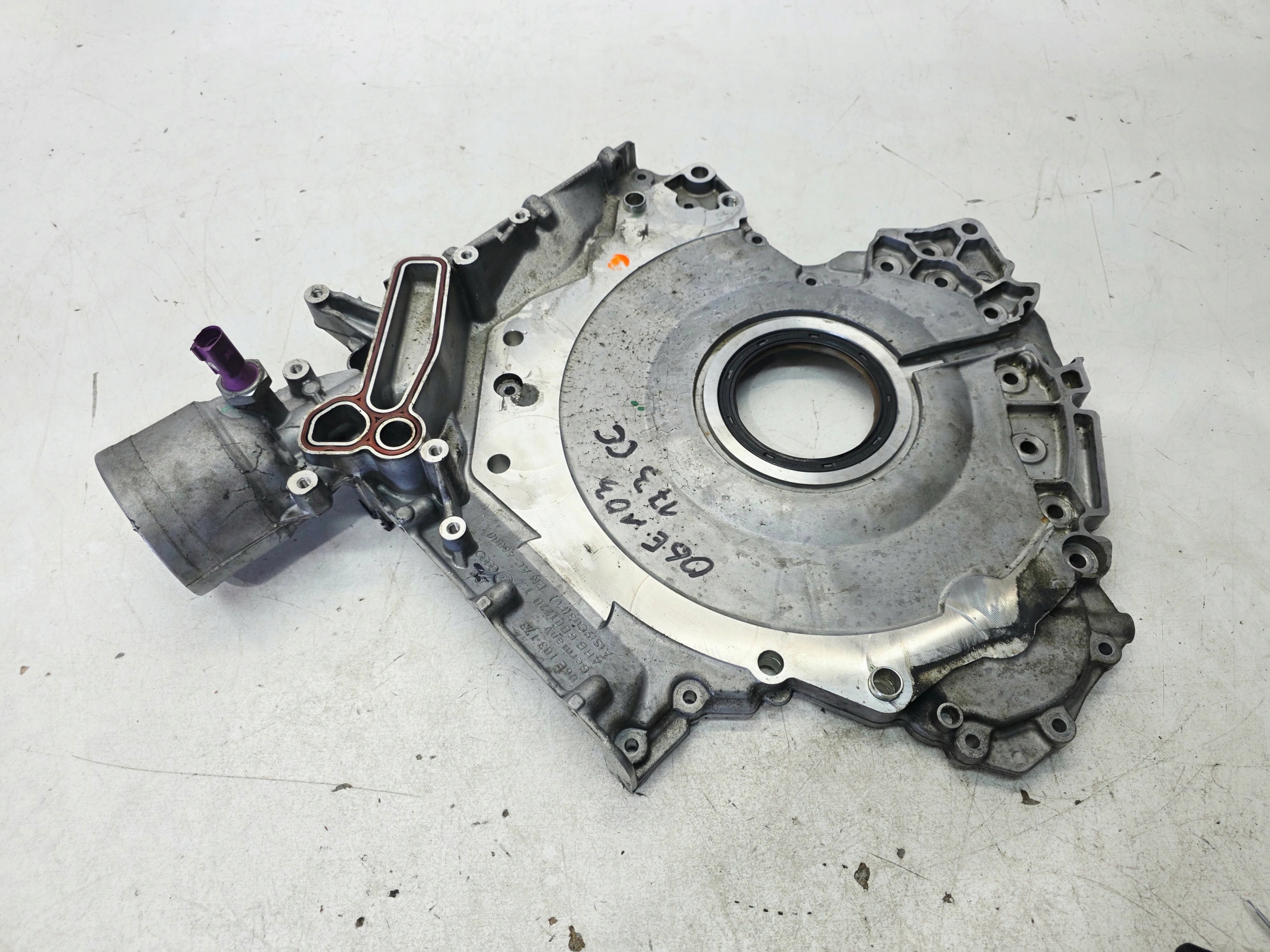 Couvercle carter distribution Arrière AUDI A6 C7 A7 A8 D4 3.0 TFSI 06E103173CC