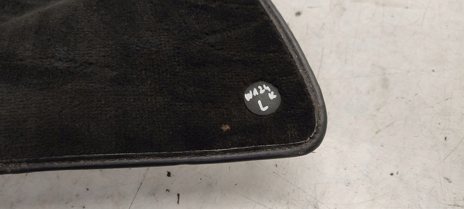 mats floor front front Mercedes W124 2,2b