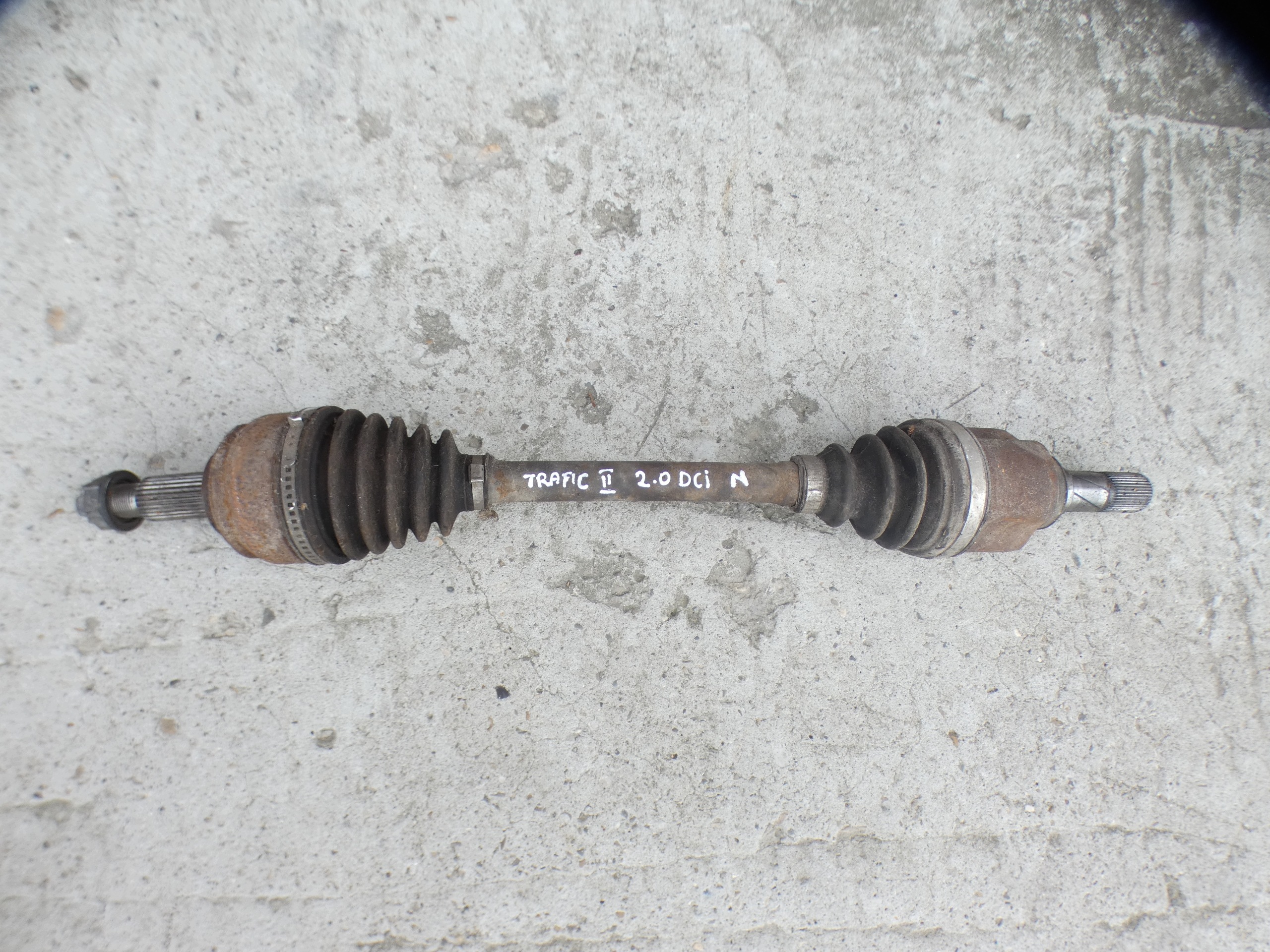 semi-axis front left right RENAULT TRAFIC II Furgon 2.0L diesel