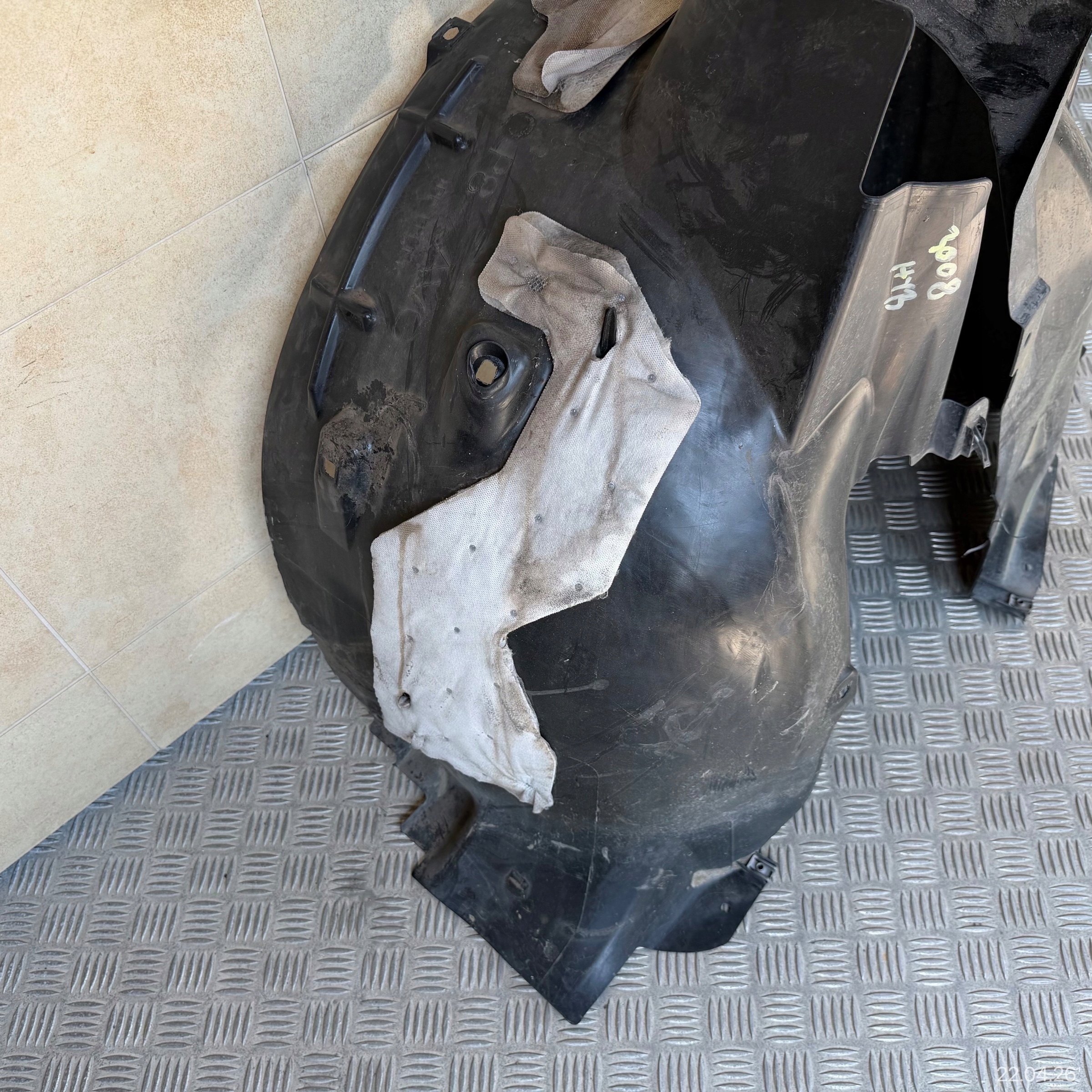 mudguard front left PEUGEOT 3008 II 9825282080