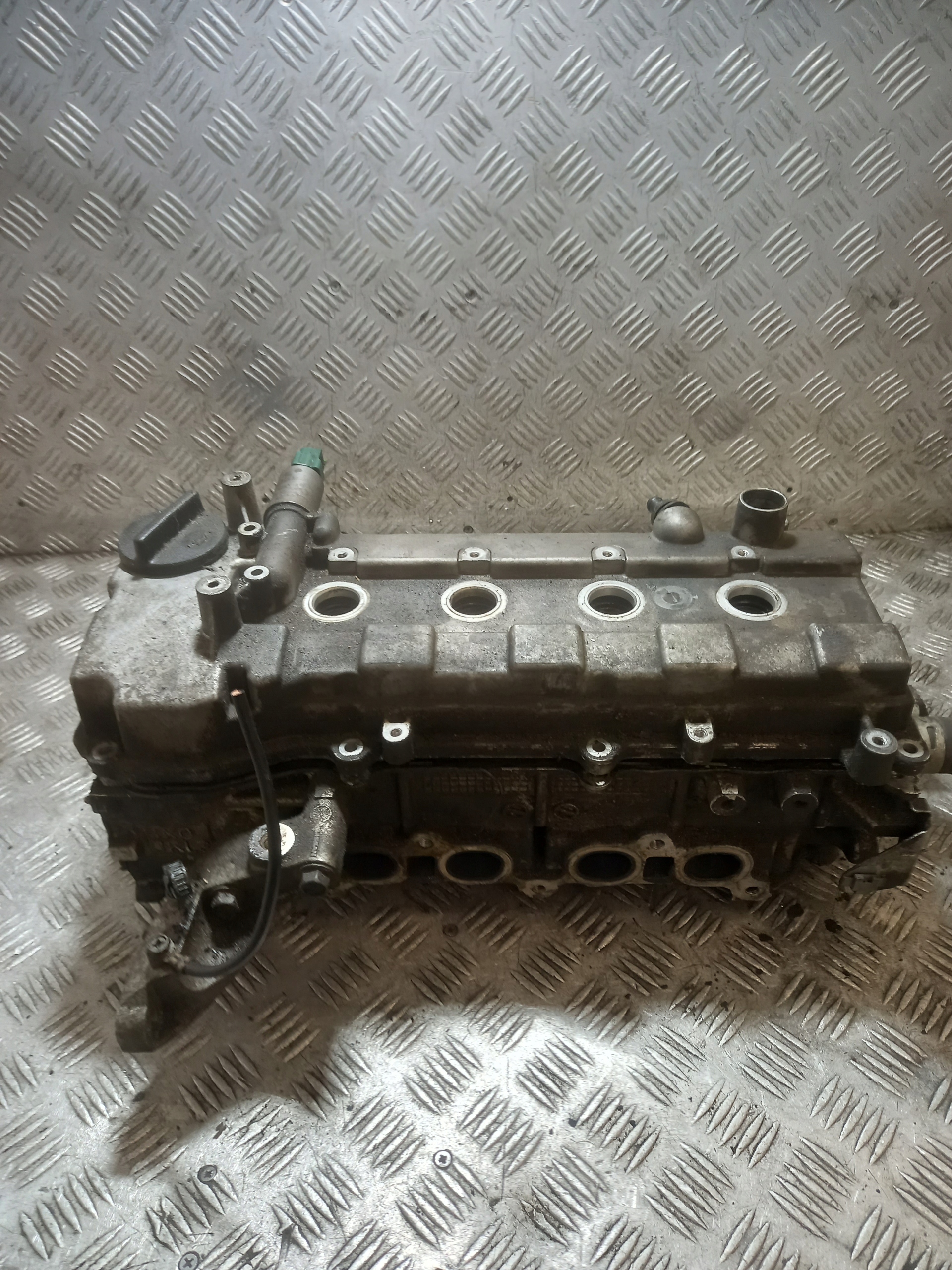 head. complete NISSAN MICRA K12 BXOUKL3