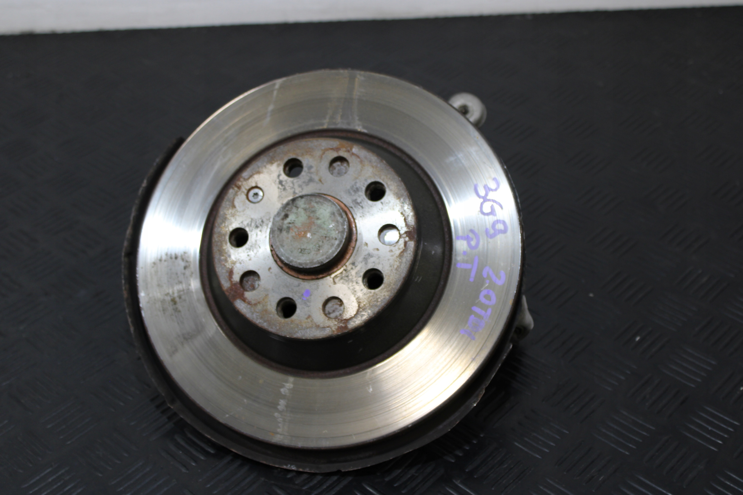swing right rear part VW PASSAT B8 3G0 3G9
