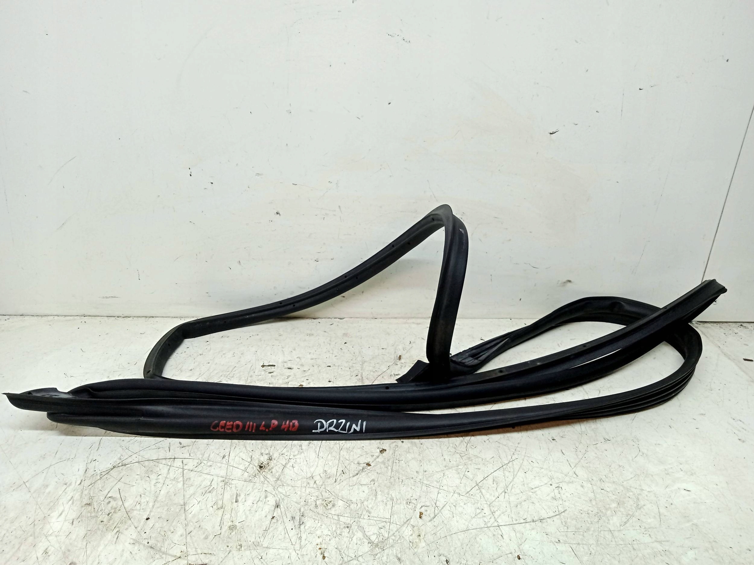 KIA CEED III gasket door left front 2020R