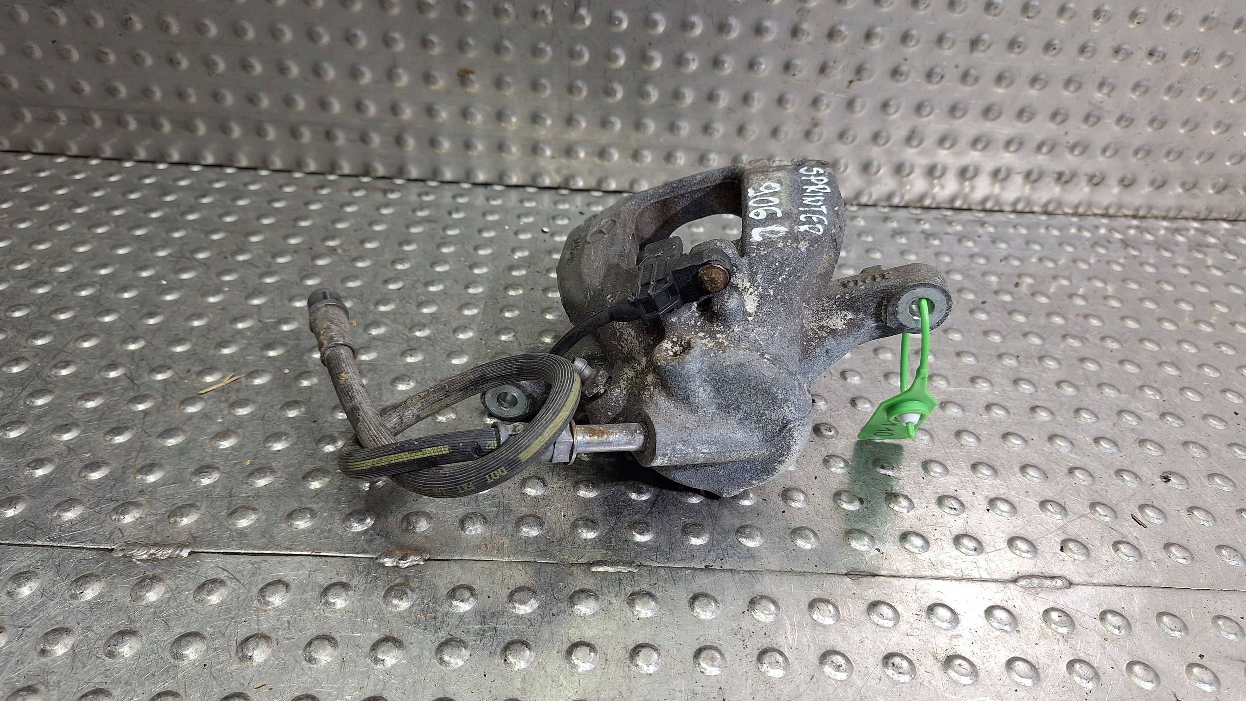 caliper brake left rear part MERCEDES SPRINTER W906
