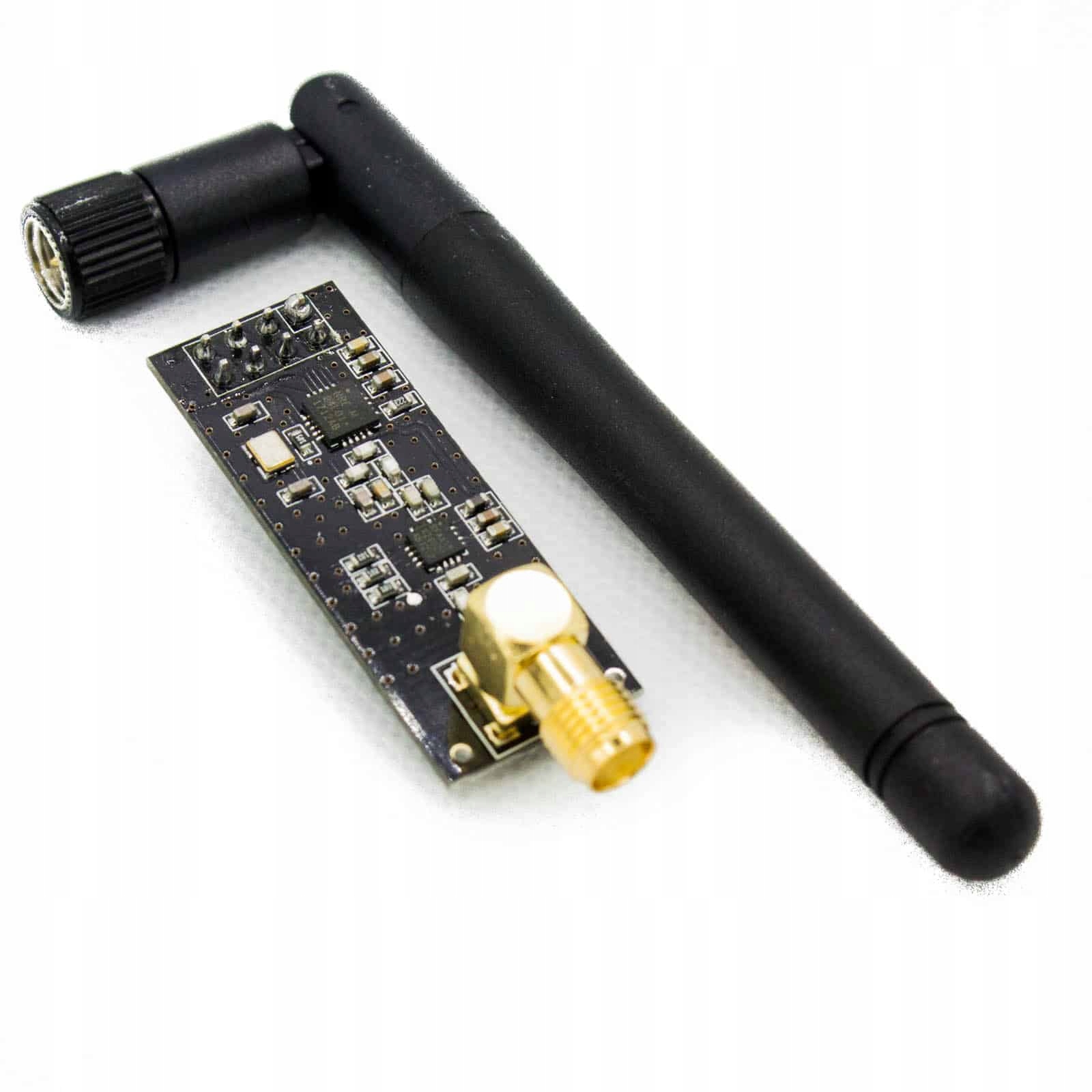 

Moduł nRF24L01+ ze wzmacniaczem i anteną Arduino