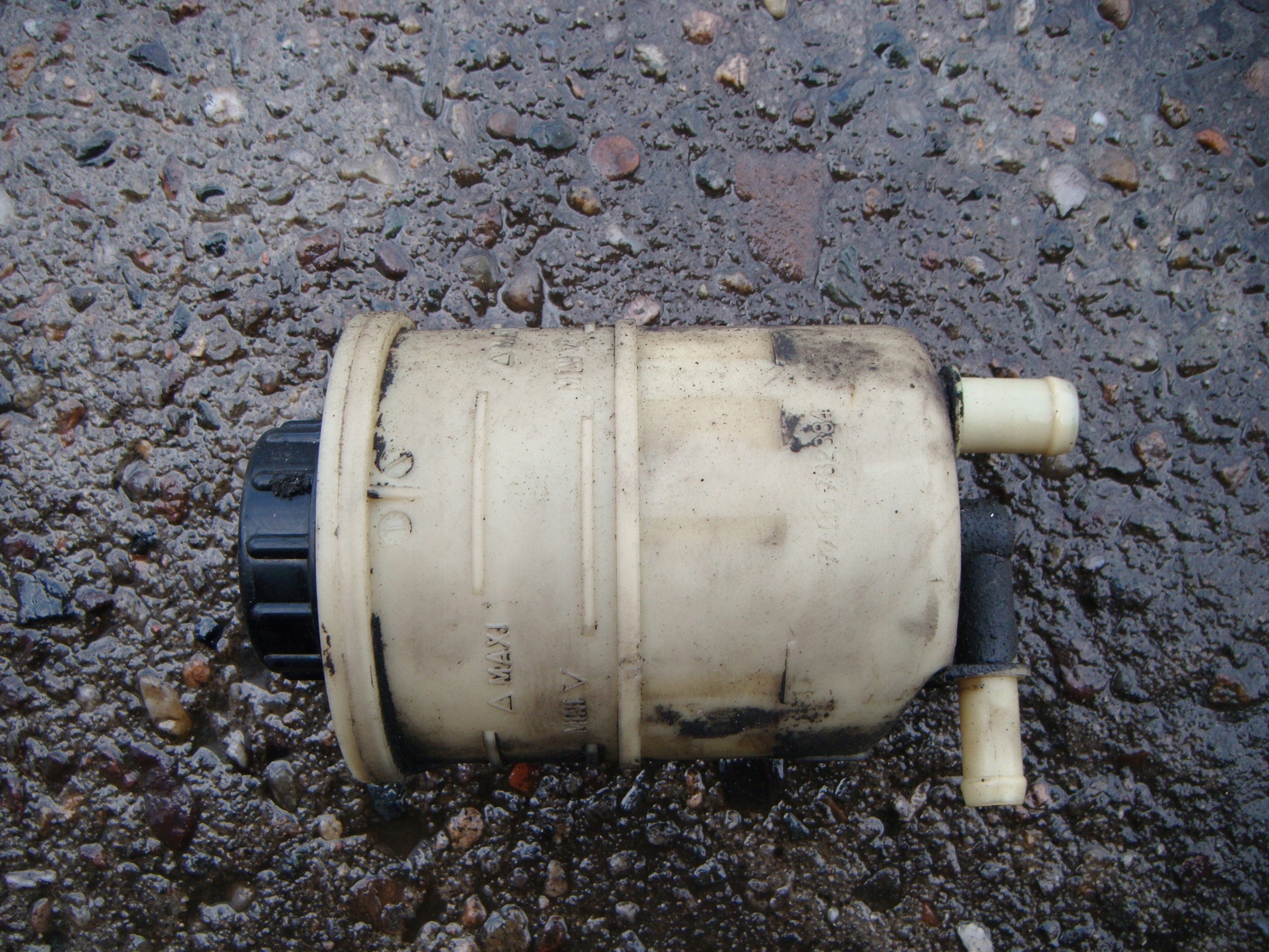 MASTER II MOVANO 97-10 2.8DTI ZBIORNIK WSPOMAGANIA