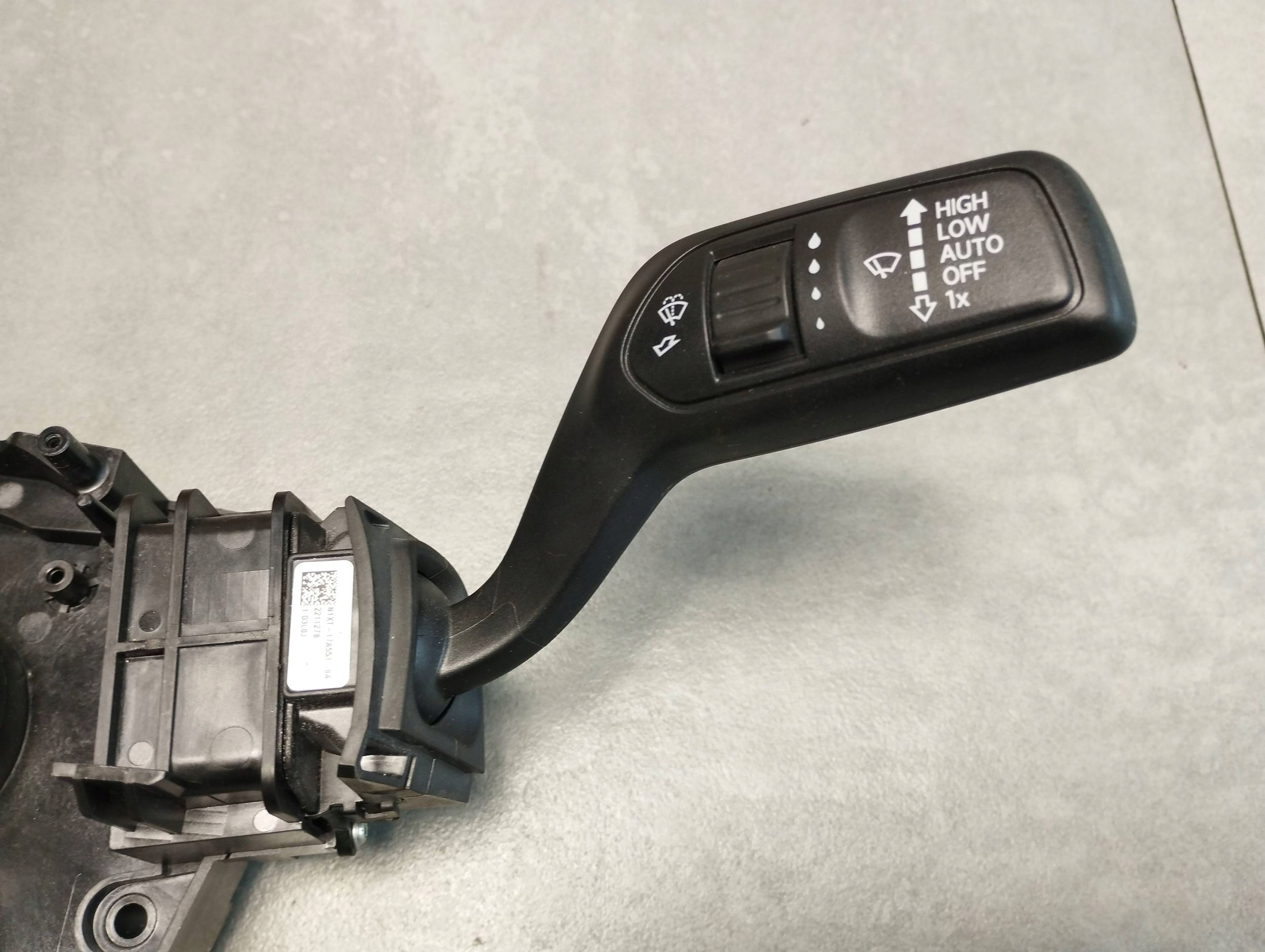 Volkswagen Amarok II DEVIO LUCI TERGICRISTALLO TERGI N1XT14B522EA