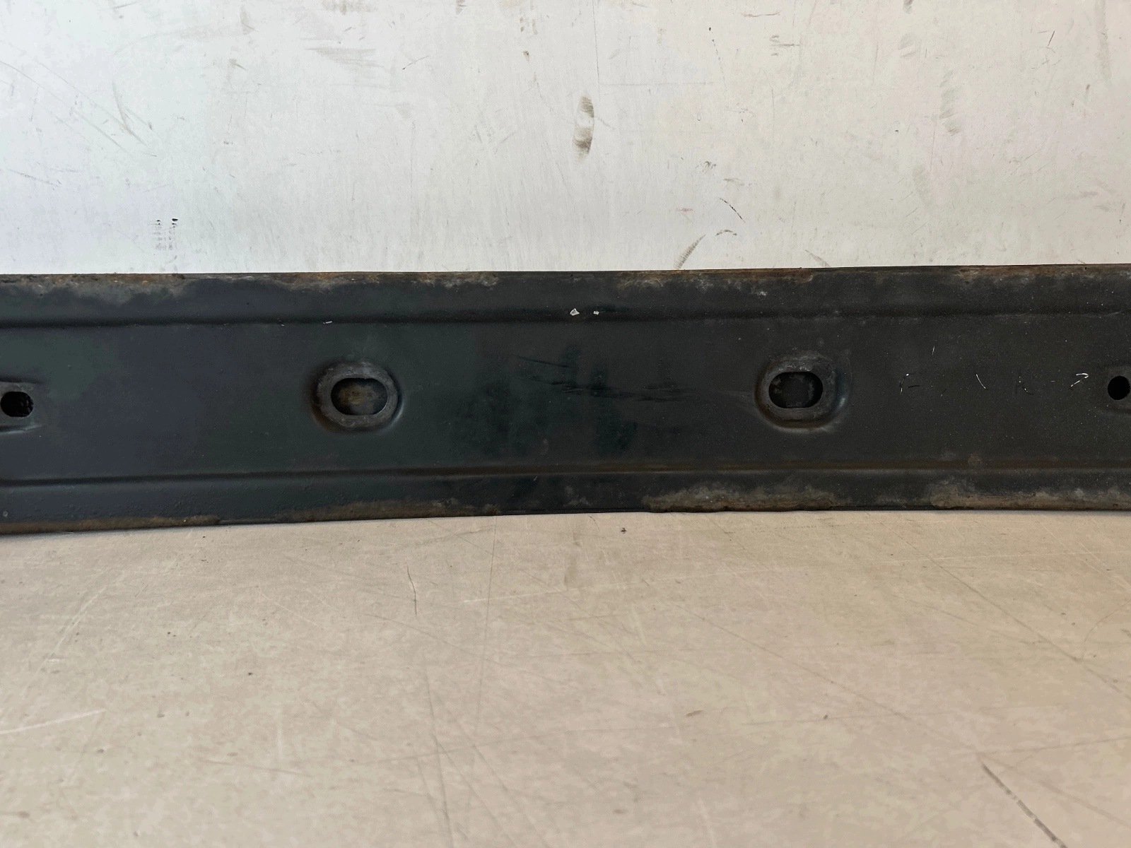 sider pillar of a bumper front Ford KA MK2