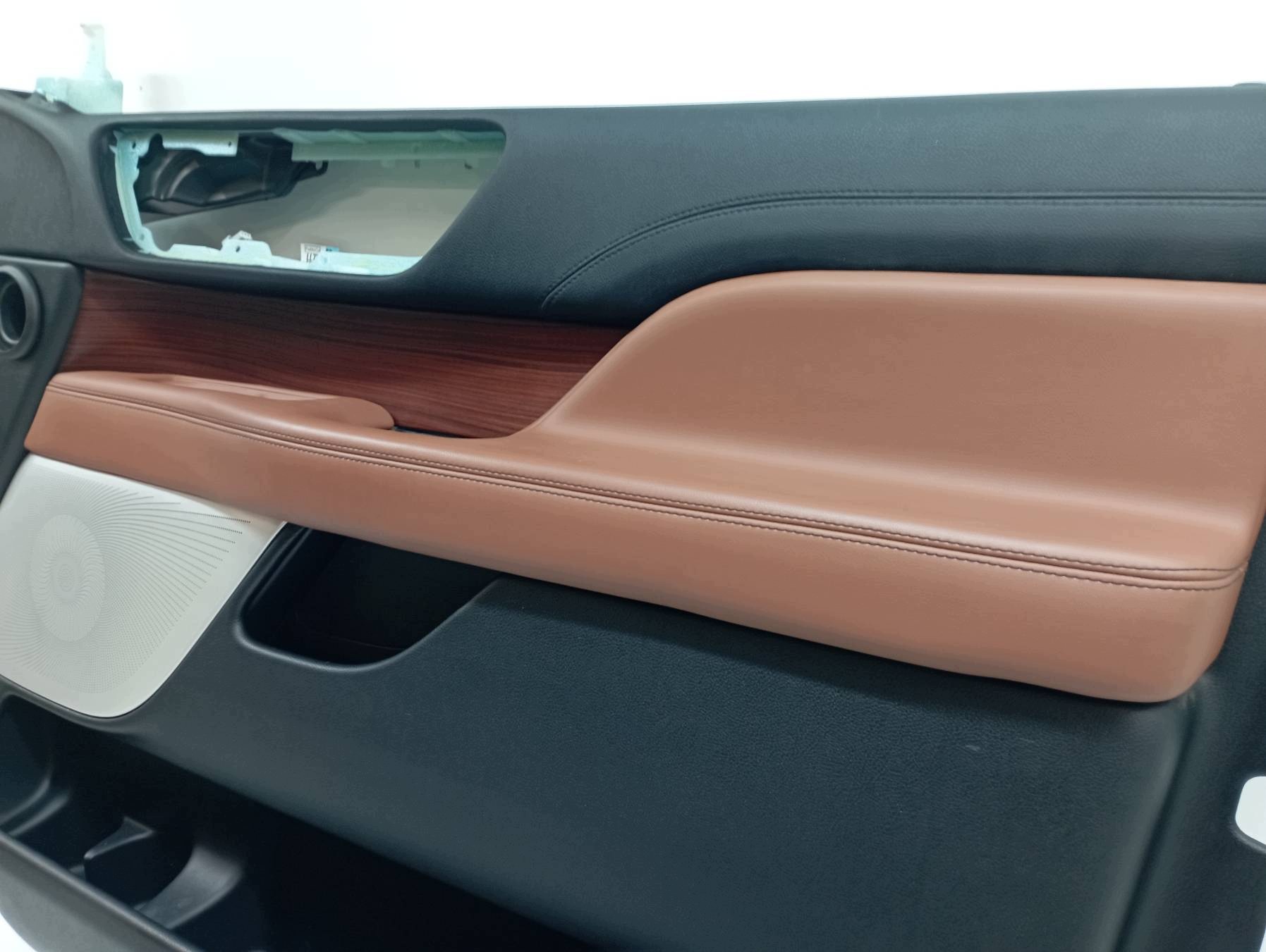 upholstery side right front LL7B-7823942-PG3JR5 Lincoln Navigator IV
