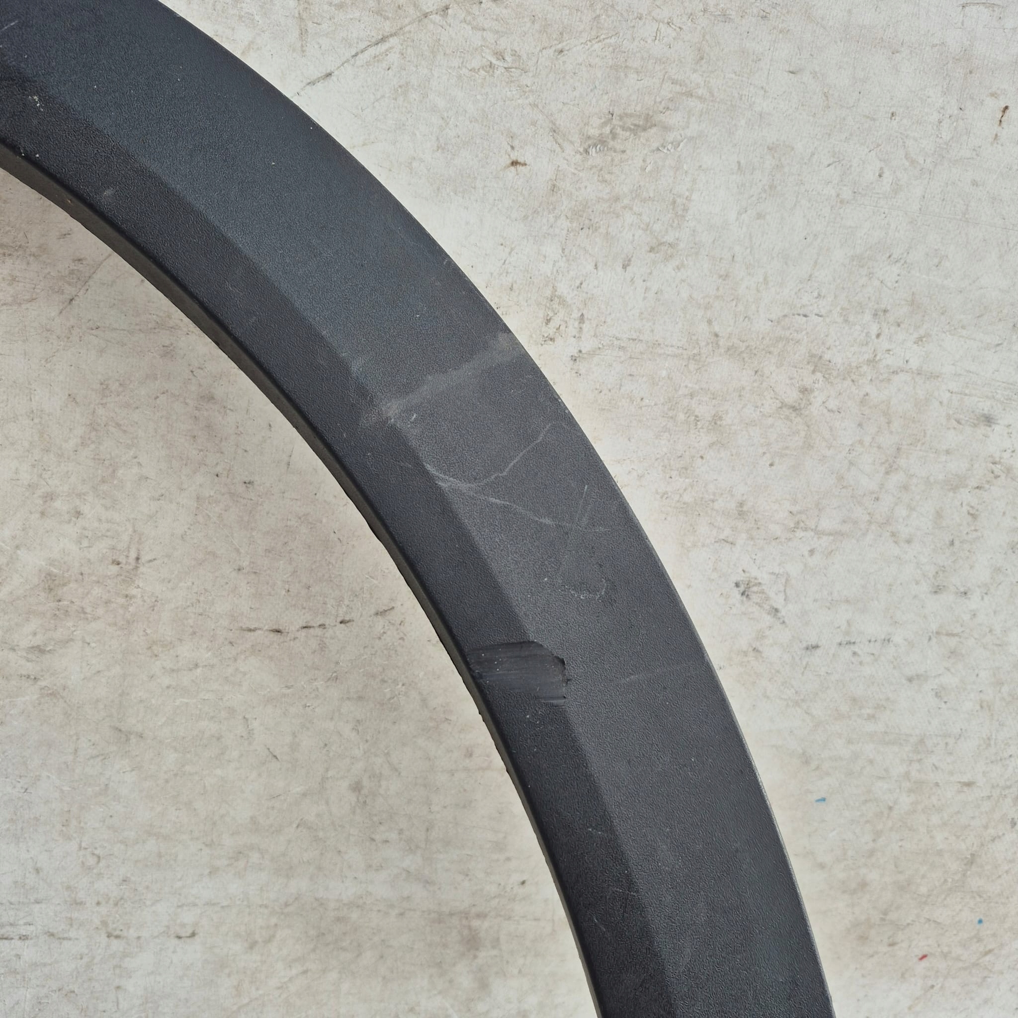 AUDI Q8 E-TRON 18-25 moulding cap left front