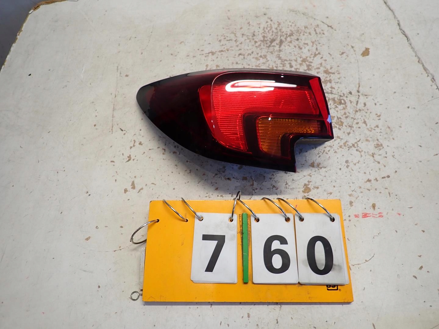 light rear part rear left OPEL ASTRA V K 2016- HB 39015943