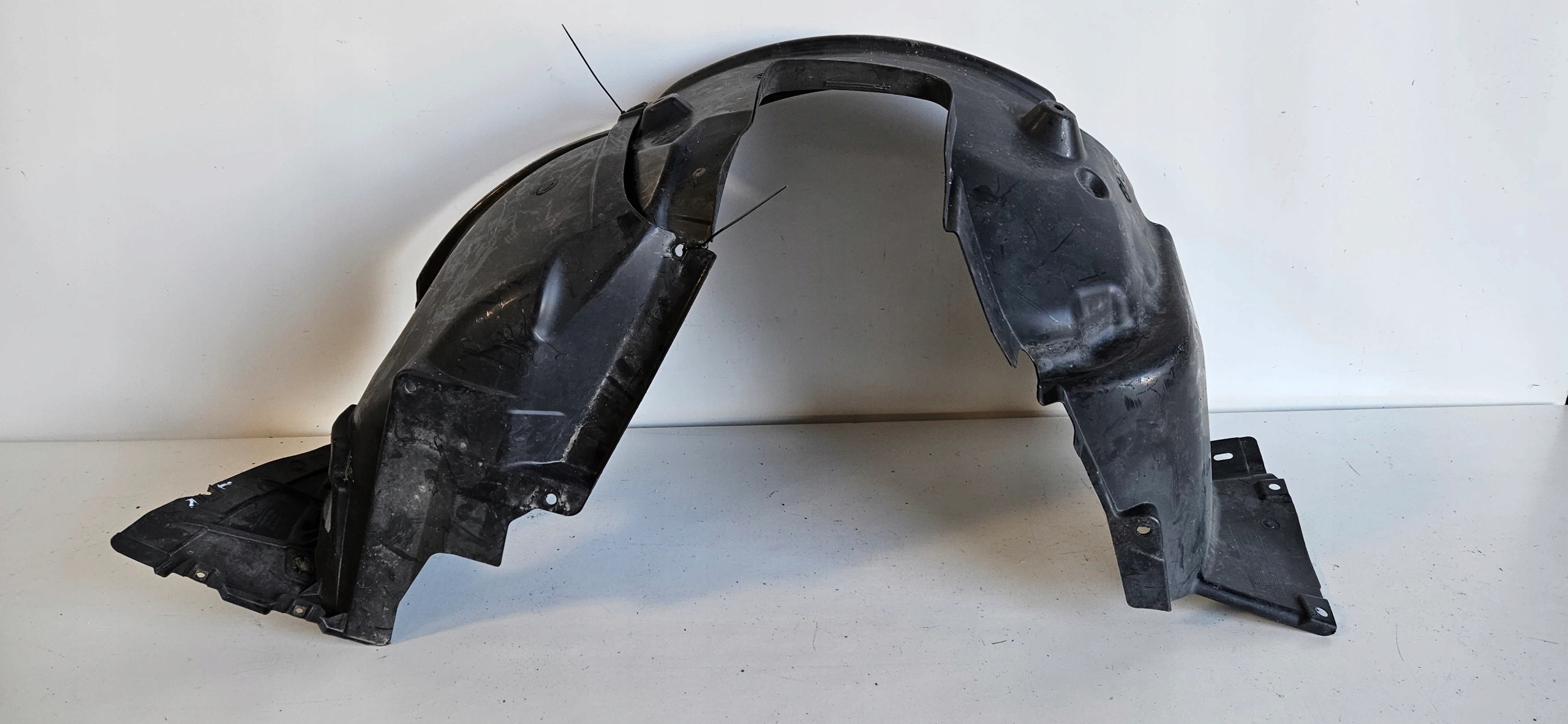 mudguard right front KOMPLET BMW 1 E87 E81 7059376