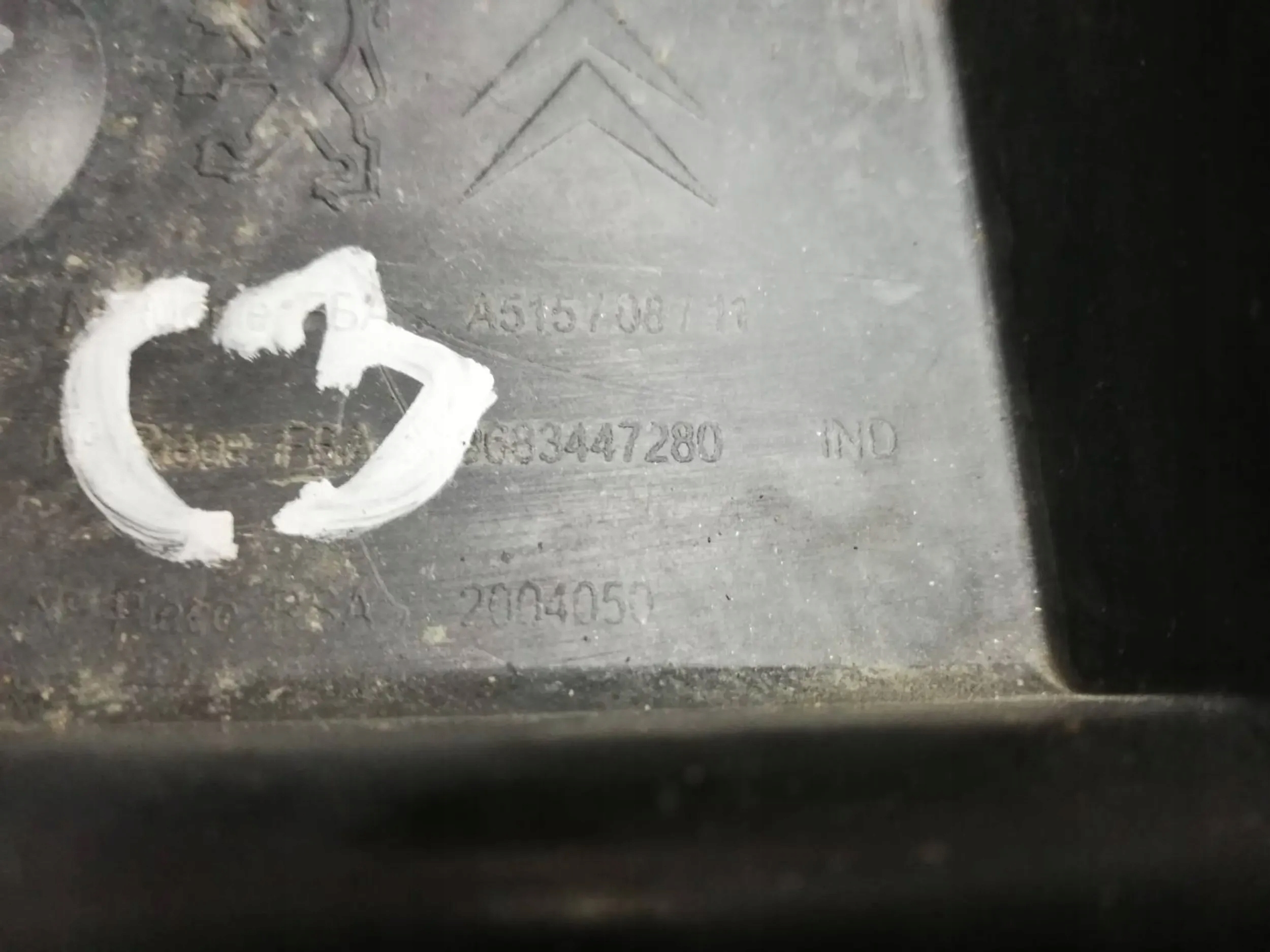 MM OSŁONA PŁYTA POD ZDERZAK C3 II DS3 9683447280 Producent części Citroen OE