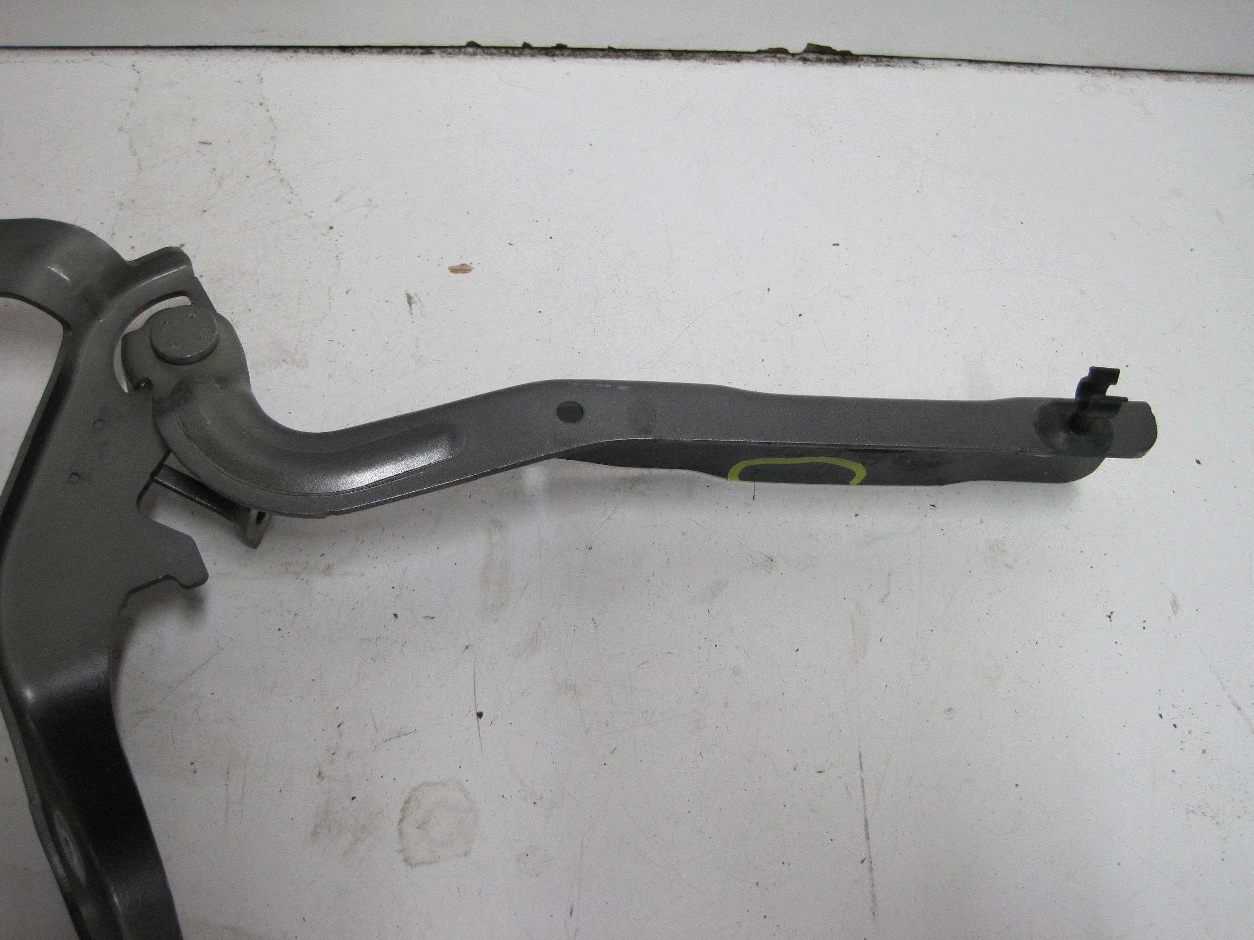hinge bonnets CITROEN C4 III E-C4 9831199580