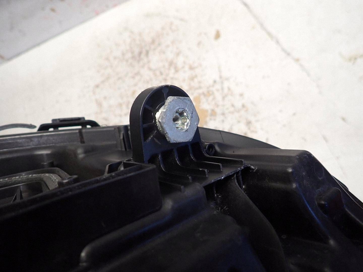 light front left MERCEDES E-KLASA W213 LIFT 2020- FULL LED A2139067509