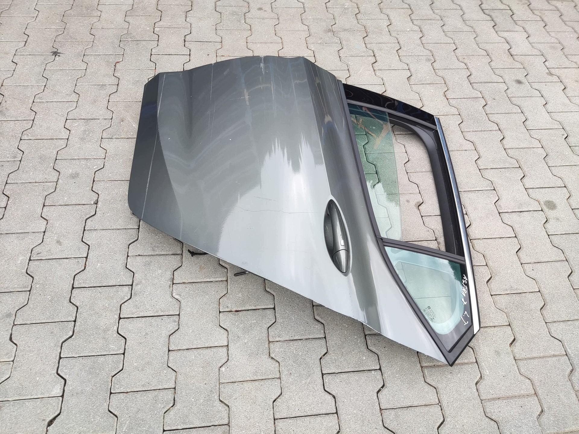 door left rear part rear. OPEL ASTRA K V HATCHBACK 2015-2019 Z10A