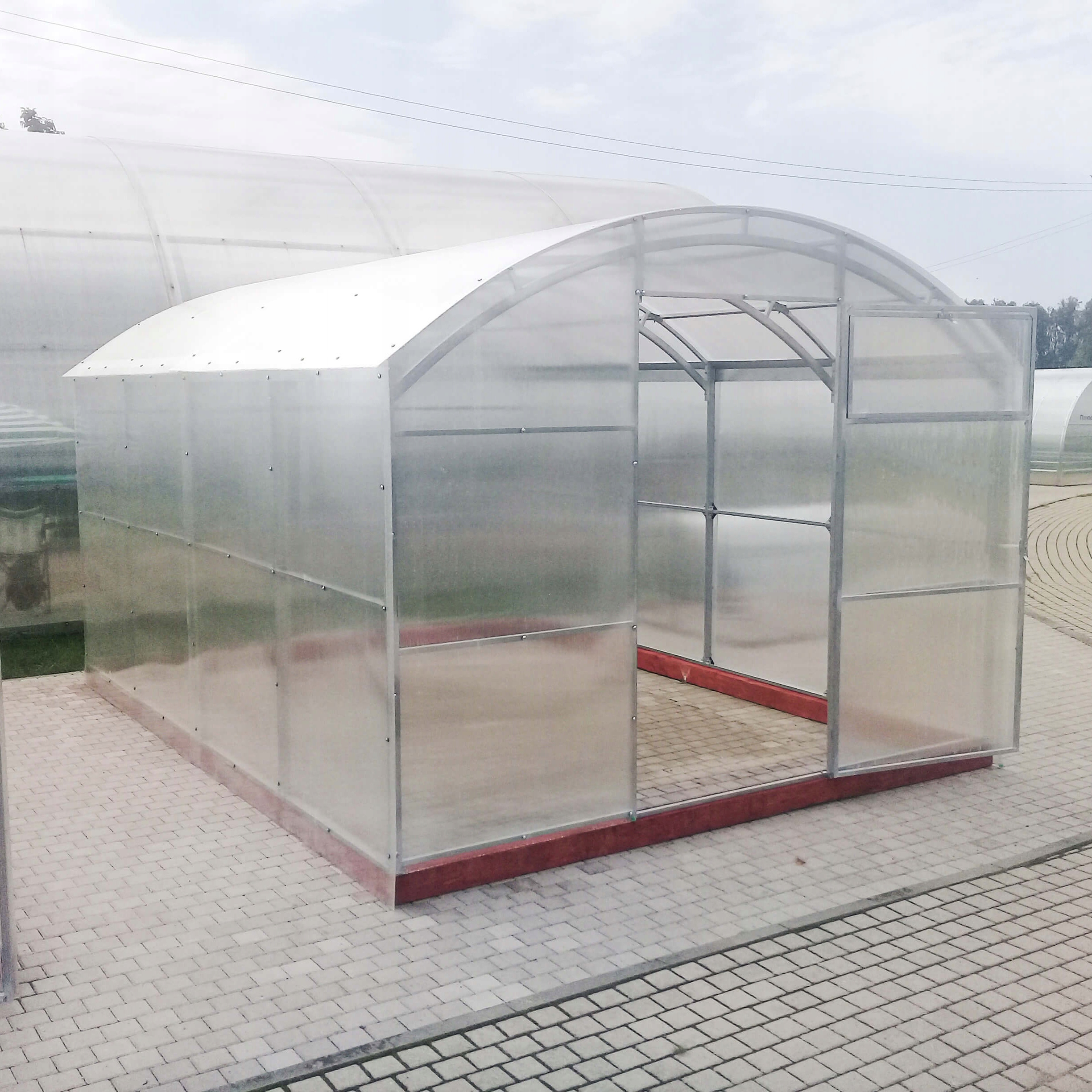 SZKLARNIA Botanic Prosta POLIWĘGLAN 4mm 3x6 m Wysokość produktu 226 cm