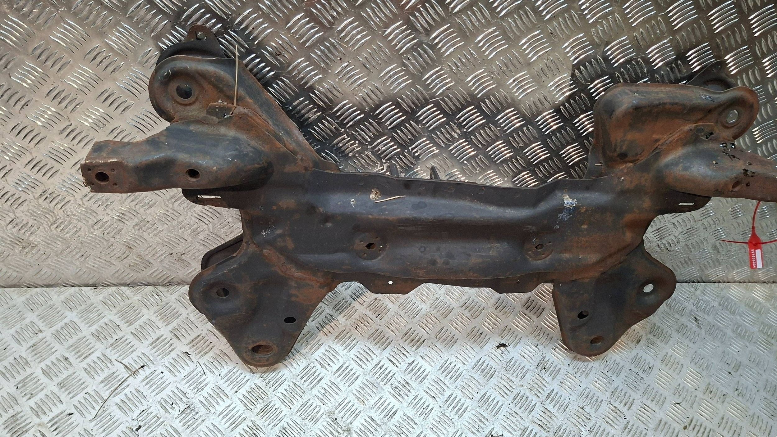 axle beam front CITROEN C3 II DS3 2009-2016