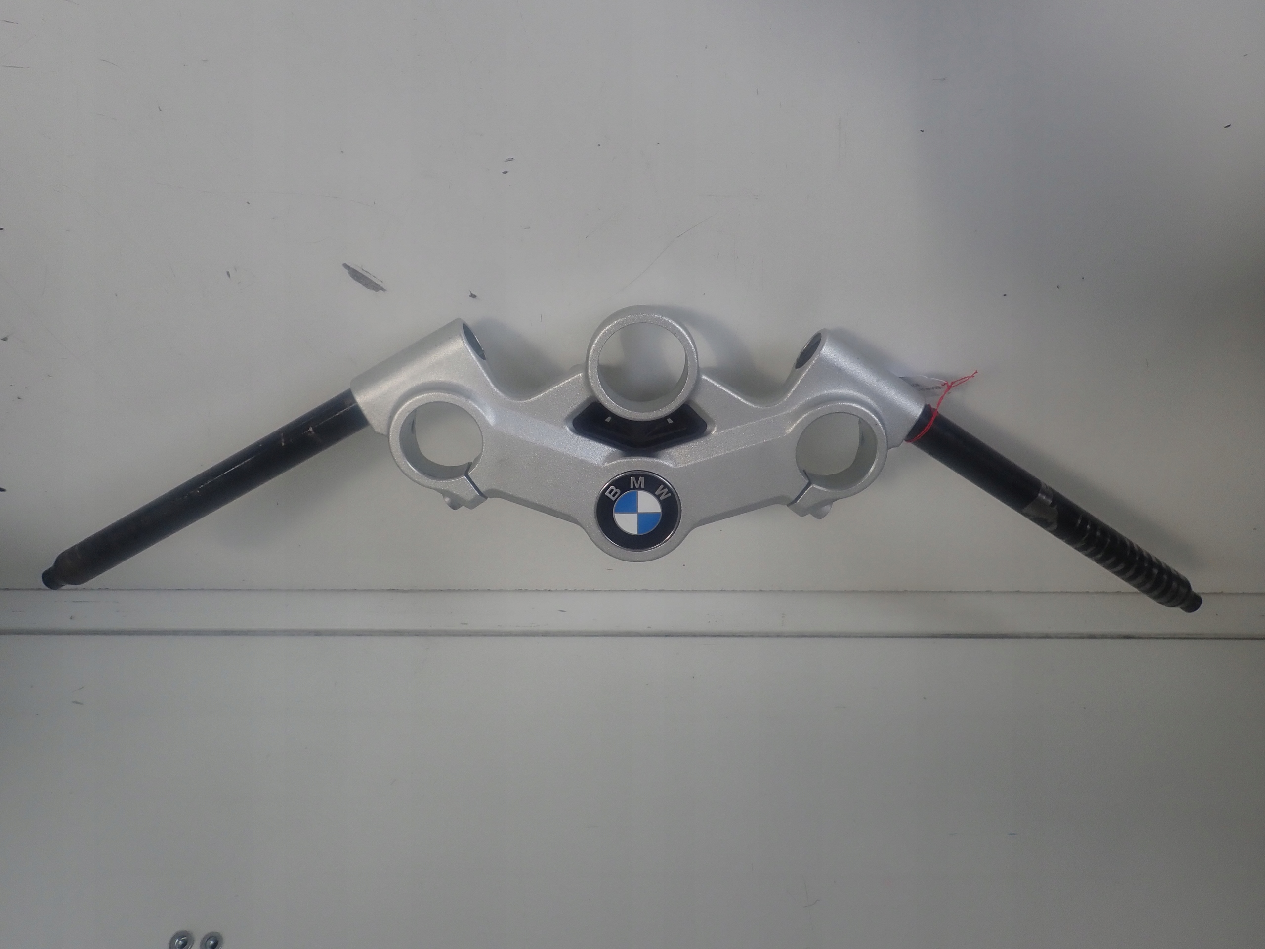 BMW R1200S kierownica sworzeń półka