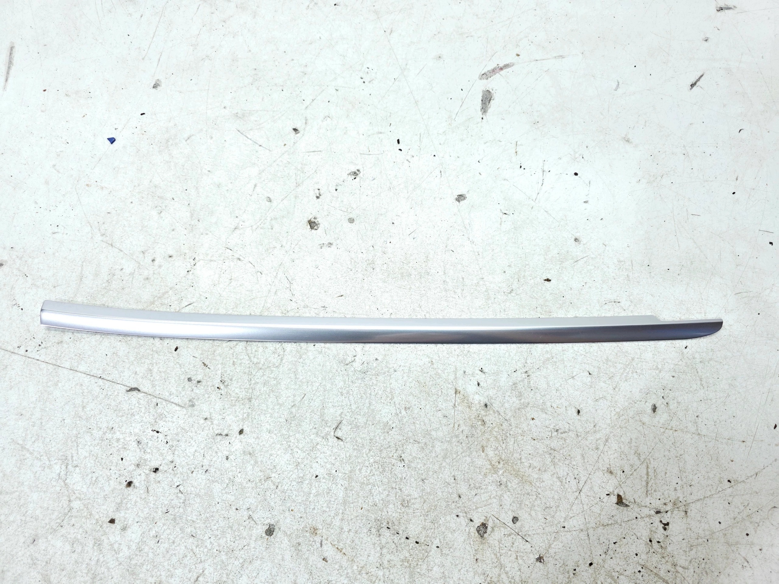 moulding CHROM bodywork left AUDI Q4 E-TRON 89E853345 3Q7
