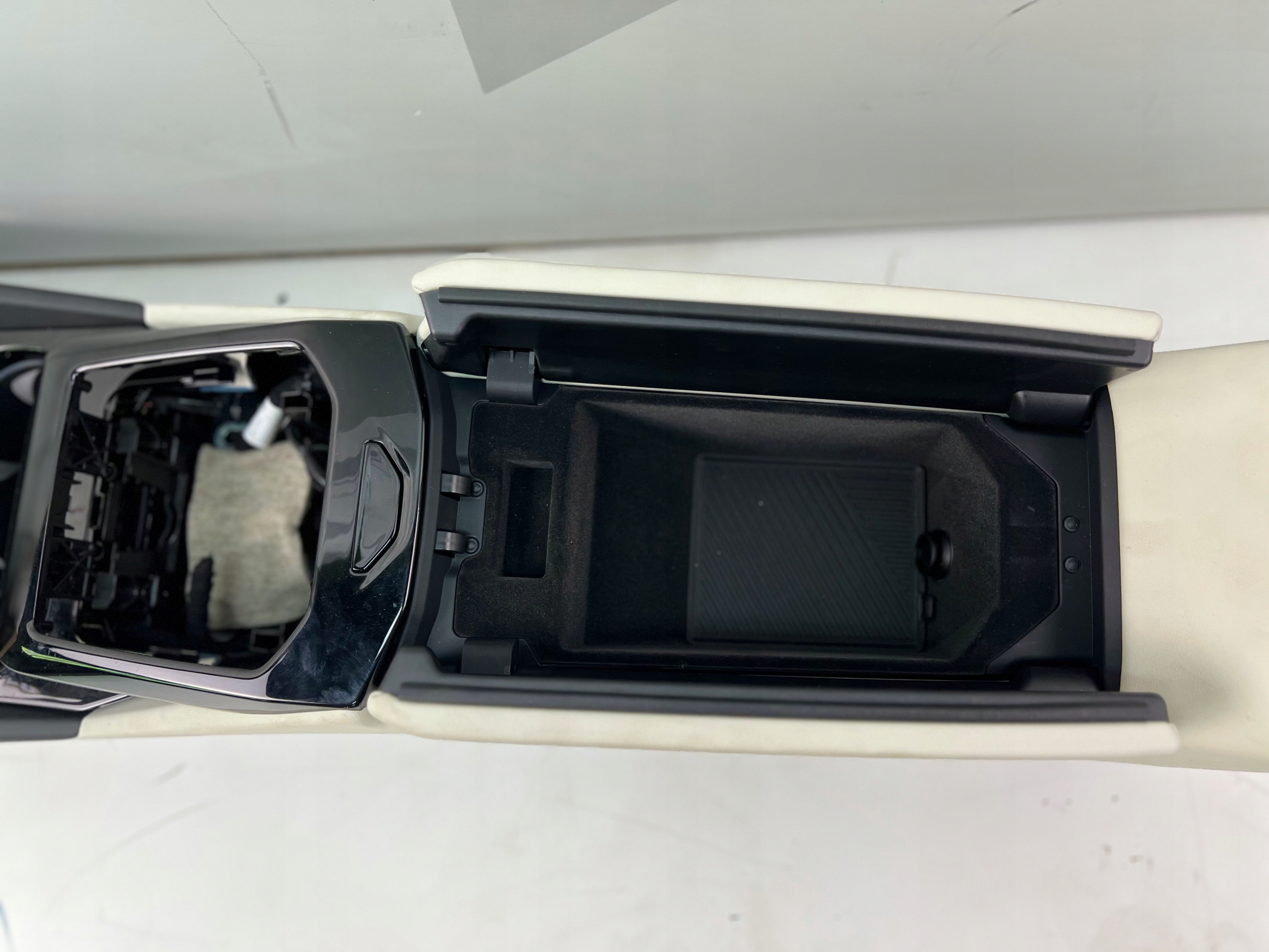 TUNEL media BMW G60