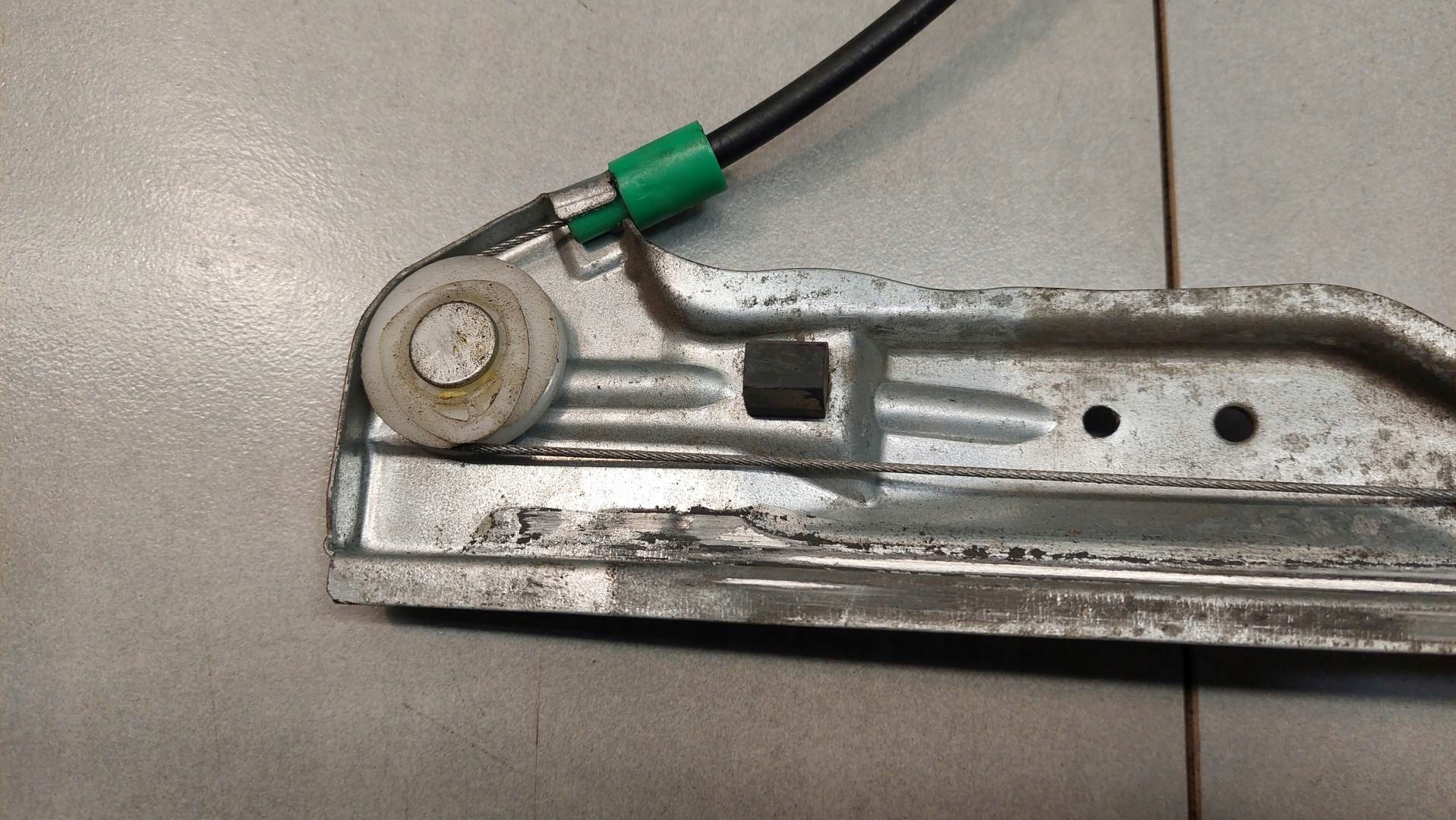 window regulator left front CITROEN C5 2.0 B
