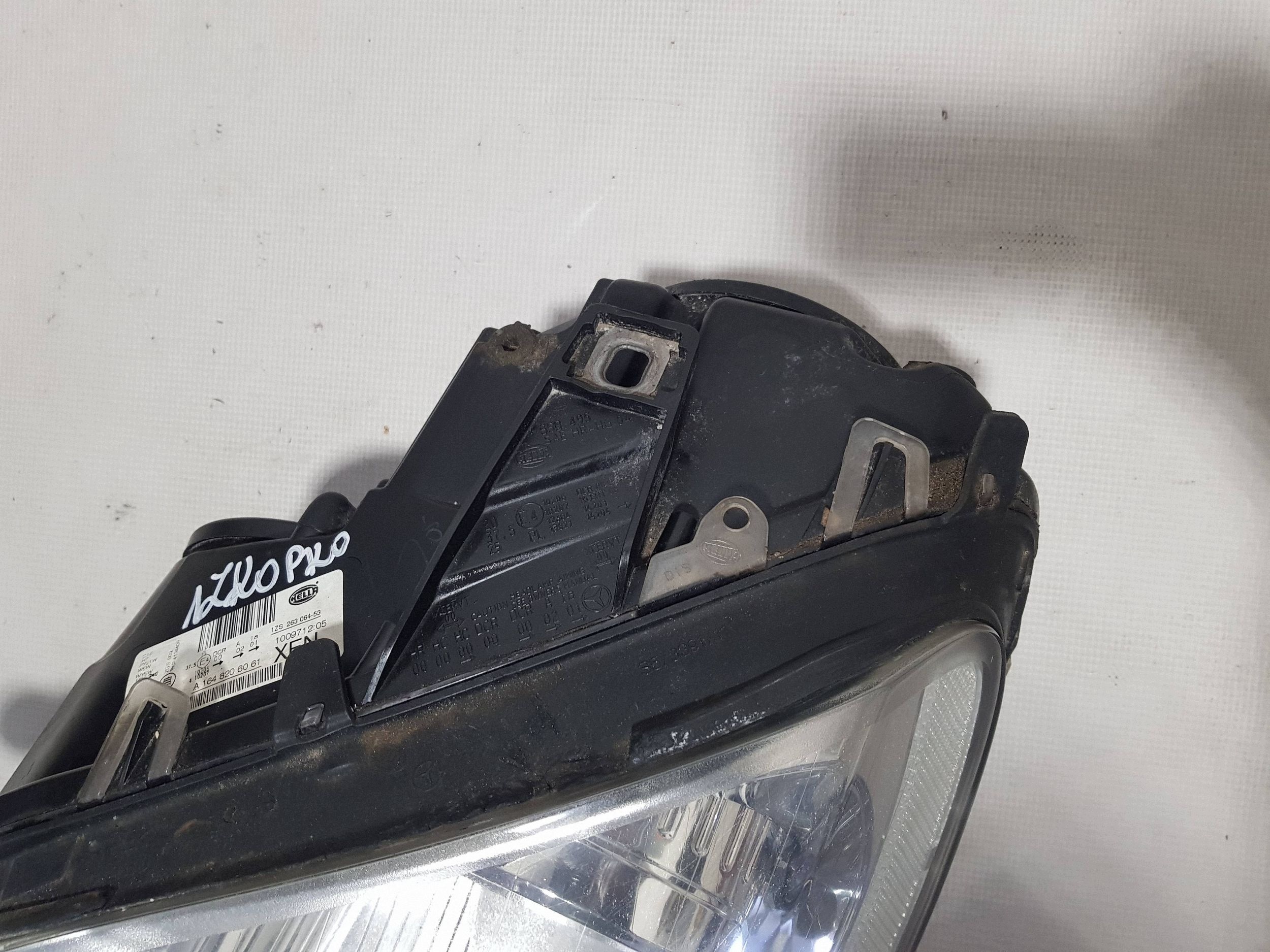 MERCEDES ML W164 LIFT light XENON left front A1648206061 right hand drive