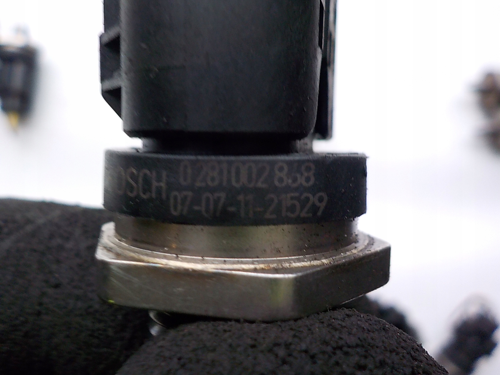 BMW 5 (E60) 2.0 D Capteur Pression Carburant 0281002868