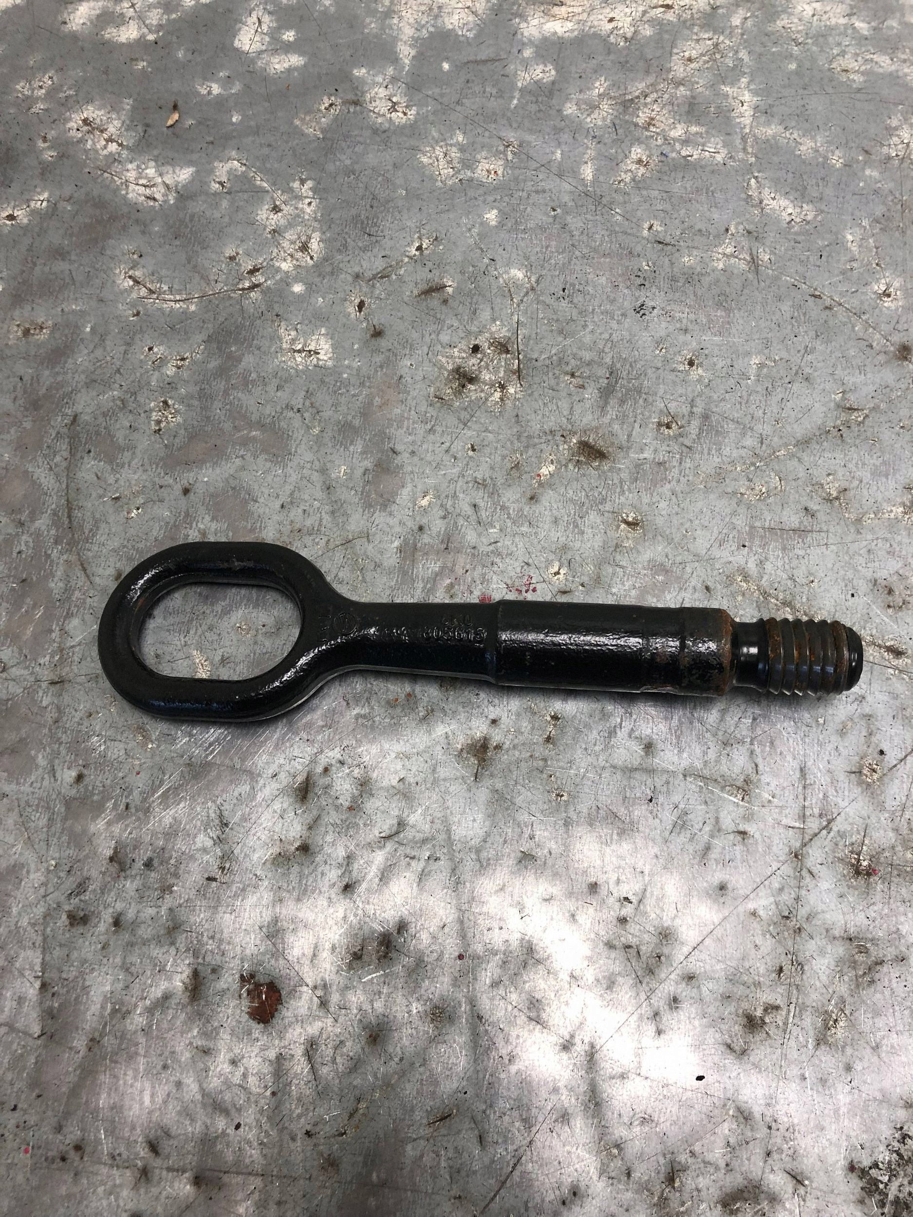 UCHO HOLOWNICZE VW AUDI 8K0805615