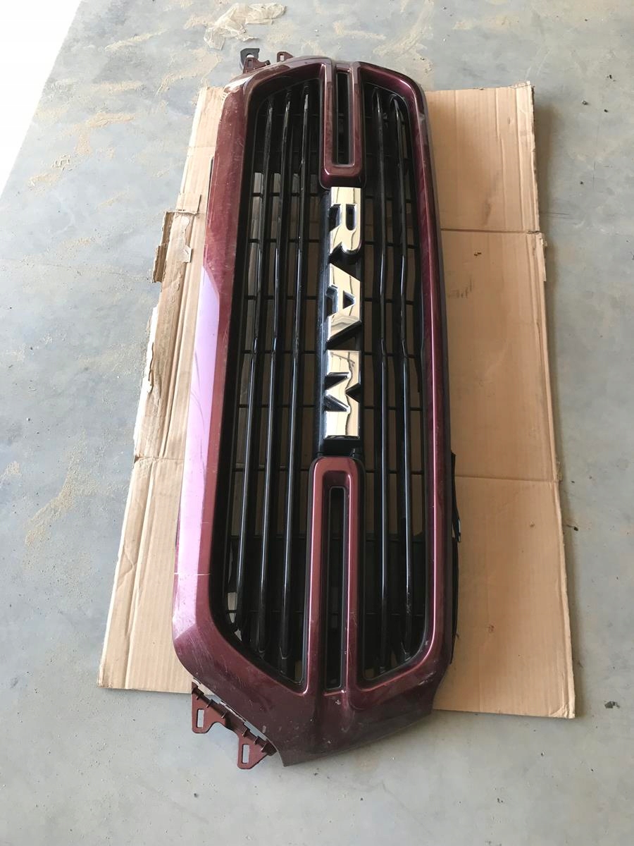DODGE RAM DT 2019-2022 GRILL ATRAPA MASKA
